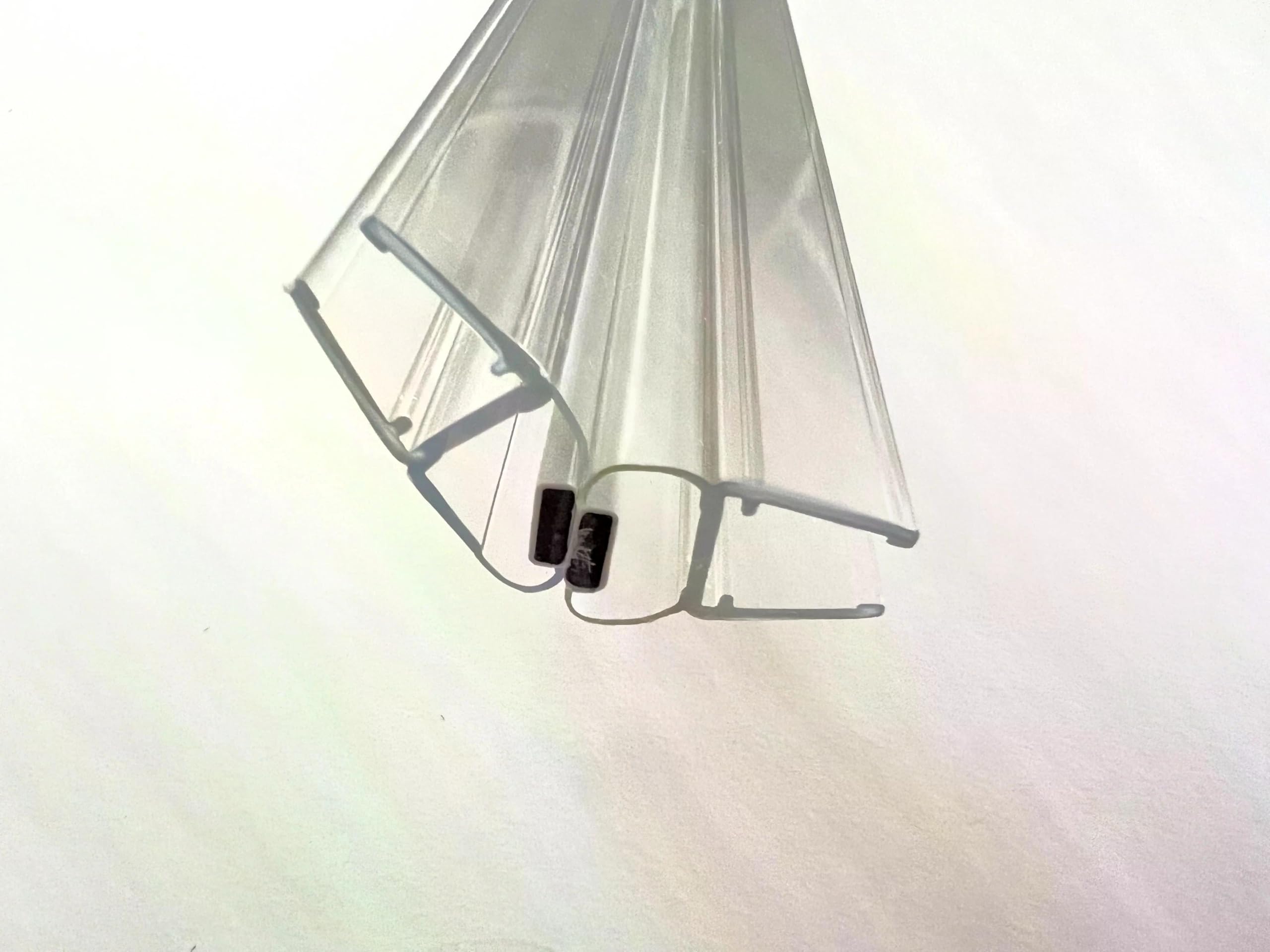 KRISTHAL Tür-Magnetdichtung 135° (1 Paar), Duschdichtung für 6 und 8 mm Glas, Magnetstreifen für Duschtür, Länge 200 cm, Made in Germany- Art. 6052/6062