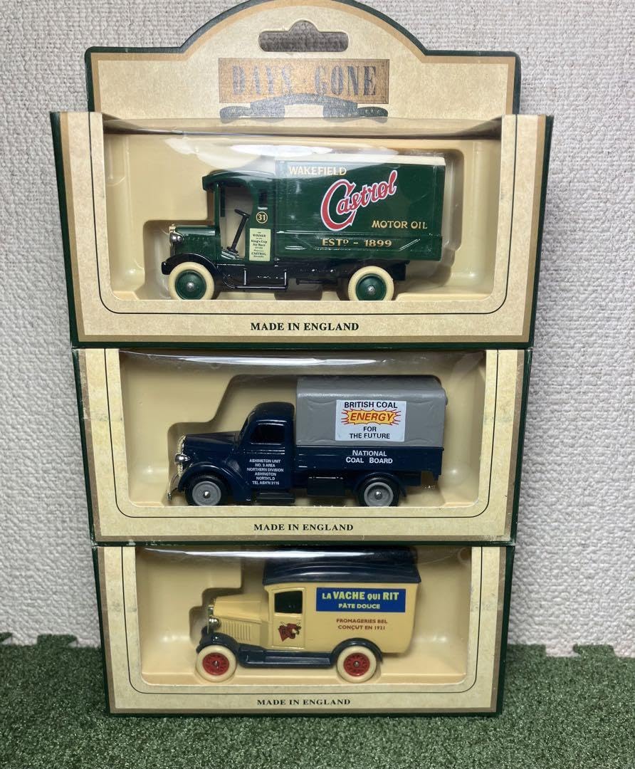 超美品　DAYS GONE ミニカー　キッチンカー　TAXI 等16個 超美品 DAYS GONE ミニカー キッチンカー TAXI 等16個