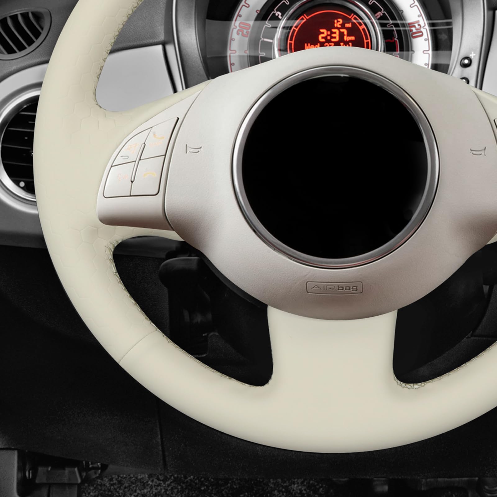 MEWANT Stitch Beige - Coprivolante in similpelle morbida goffrata per Fiat 500 2007-2015 / 500e 2014-2018 / 500C 2014-2017