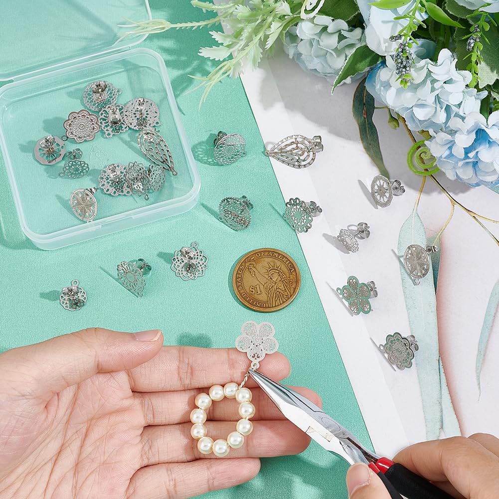 UNICRAFTALE - Fornituras para aretes de Flores Doradas, 304 de Acero Inoxidable, Filigrana, componente de Oreja con Tapones de Mariposa y Bucle, Tuercas de Oreja de 0,7 mm, para Hacer Joyas