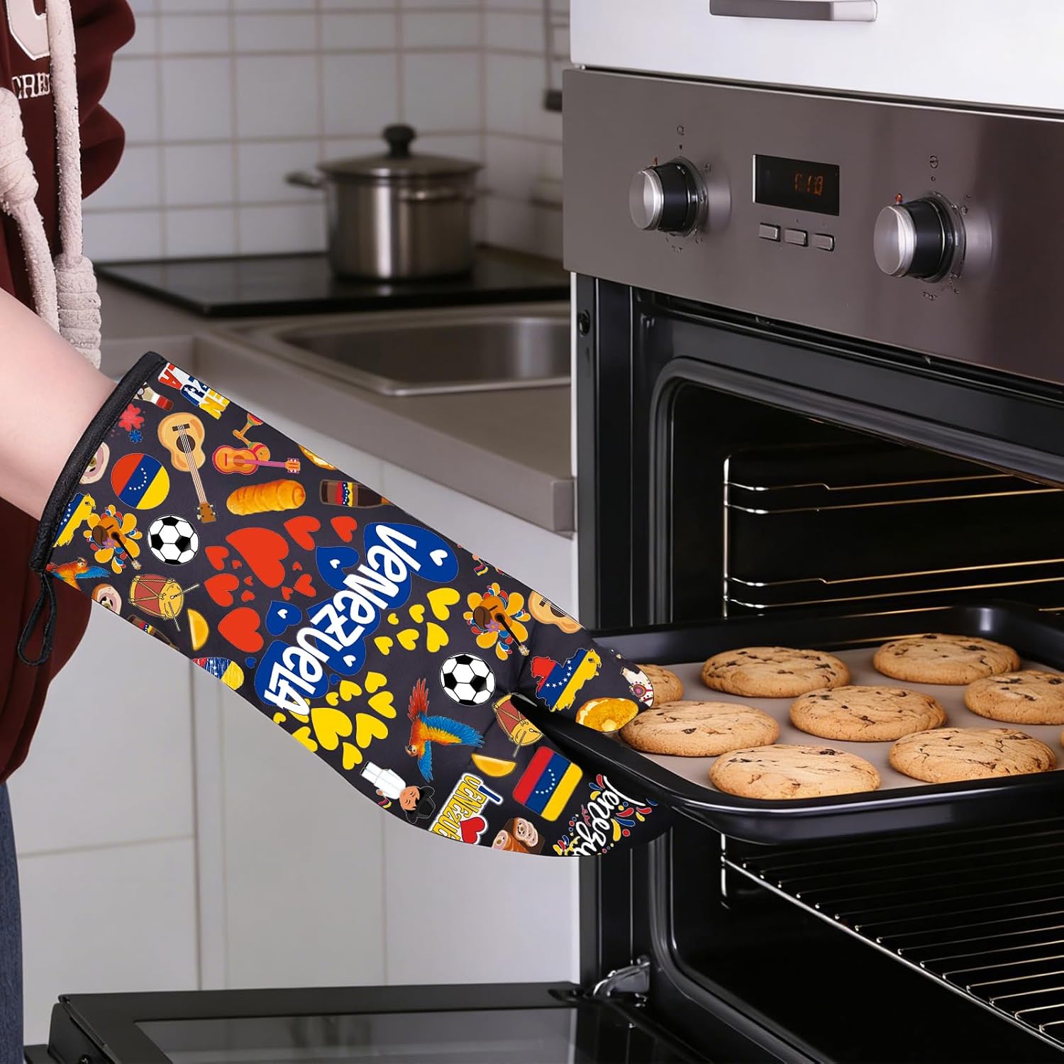 JNIAP Venezuelan Oven Mitt Venezuela Gift Venezuela Oven Glove Venezuelan Baking Glove Venezuelan Kitchen Gifts (Venezuela om)