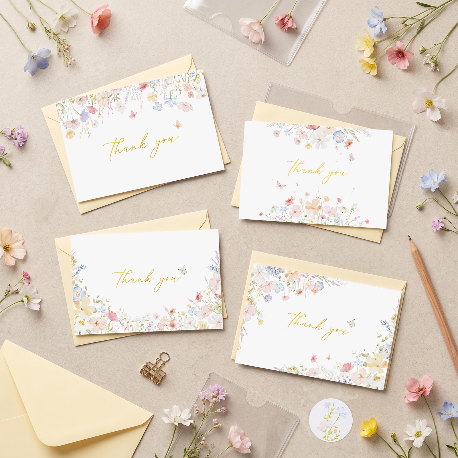 Crisky Lot de 50 cartes de remerciement florales assorties avec enveloppes et autocollants, aquarelle, fleurs sauvages délicates pour anniversaire, fête prénatale, mariage, remise de diplôme