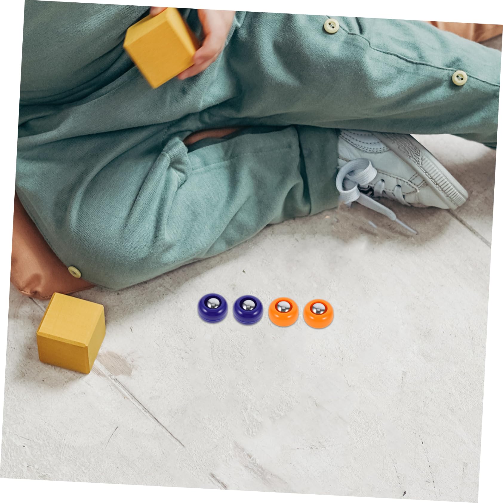 YARNOW Lot de 20 Mini Palets et Boules de Curling en PP Multifonctionnels pour Jeux de Société en Intérieur, Équipement Polyvalent pour Fêtes et Amateurs de Sport