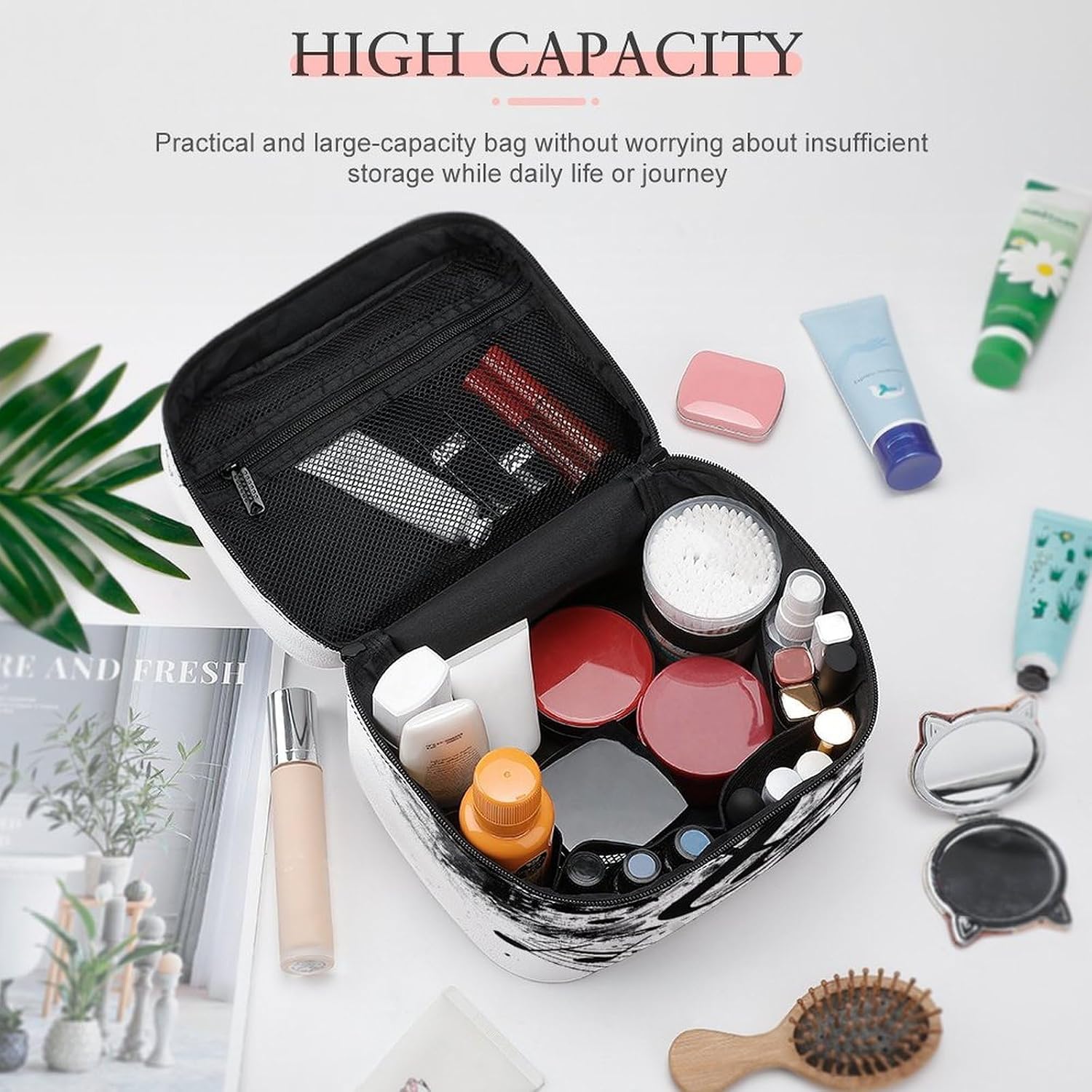 Musical Theme Music Clefs Makeup Bag Personalized Makeup Pouch Large Capacity Hand-held Toiletry Bags Lightweight Travel Cosmetic Bag Portable Cosmetic Pouch for Women image 4