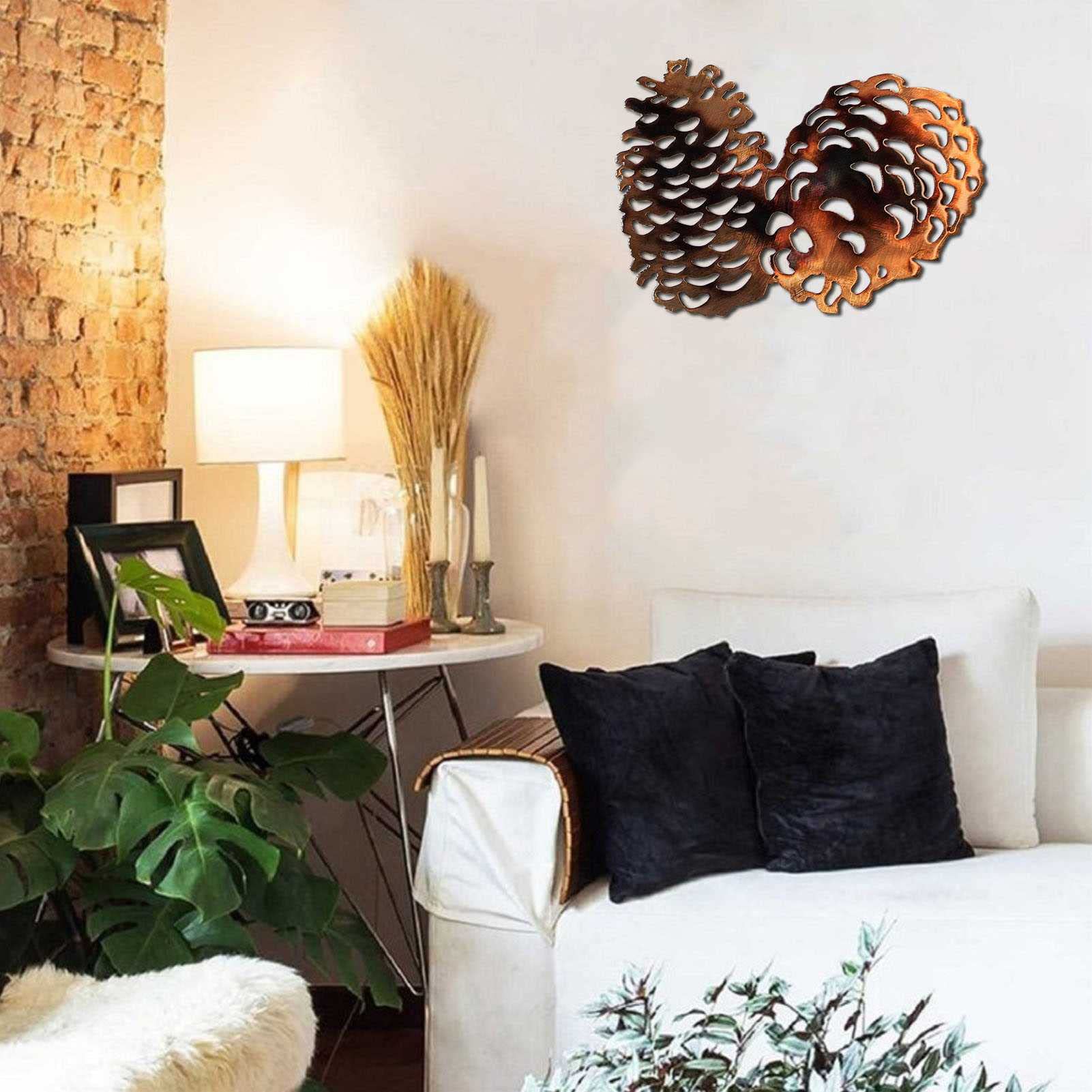 Couronne De Noël ÉLÉONORE : Pommes De Pin Et Baies Rouges - 33cm