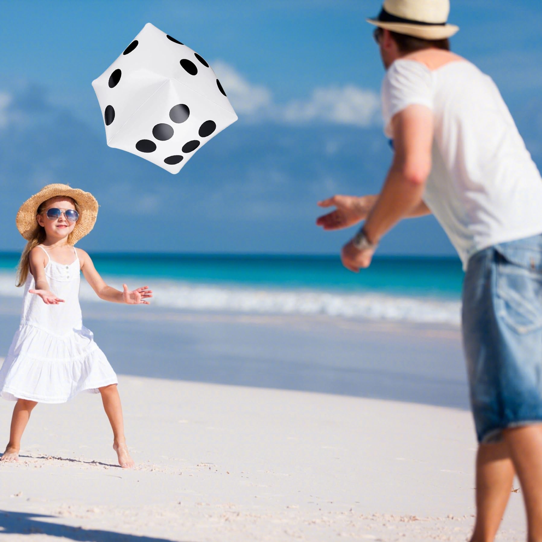Dadi grandi, dadi gonfiabili 2 pezzi 11, 8x11, 8 pollici PVC esplosione per giochi per feste in piscina da spiaggia all'aperto al coperto Bianco