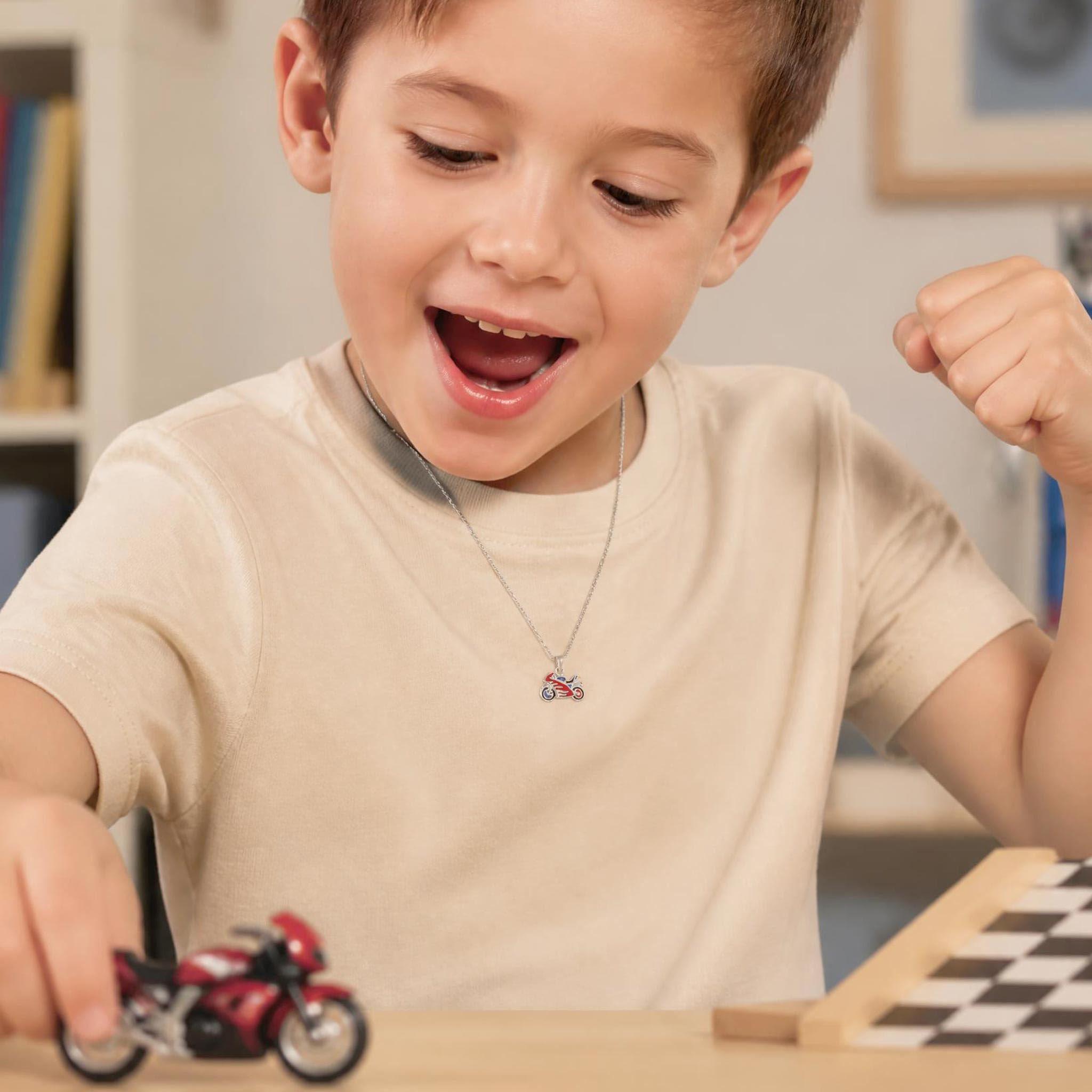 Clever Schmuck Parure de bijoux avec petit pendentif moto 12 x 7 mm vernis multicolore laqué et chaîne gourmette 38 cm en argent 925 pour enfant