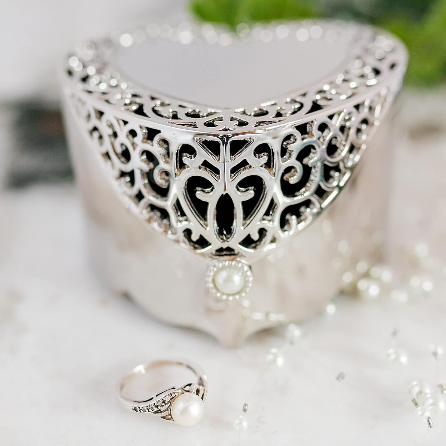 Cherished Moments Baptism Gift for Girls Jewelry Keepsake Box with Heart-Shaped Filigree Design and Engraved Cross, Silver Toned - Image 6