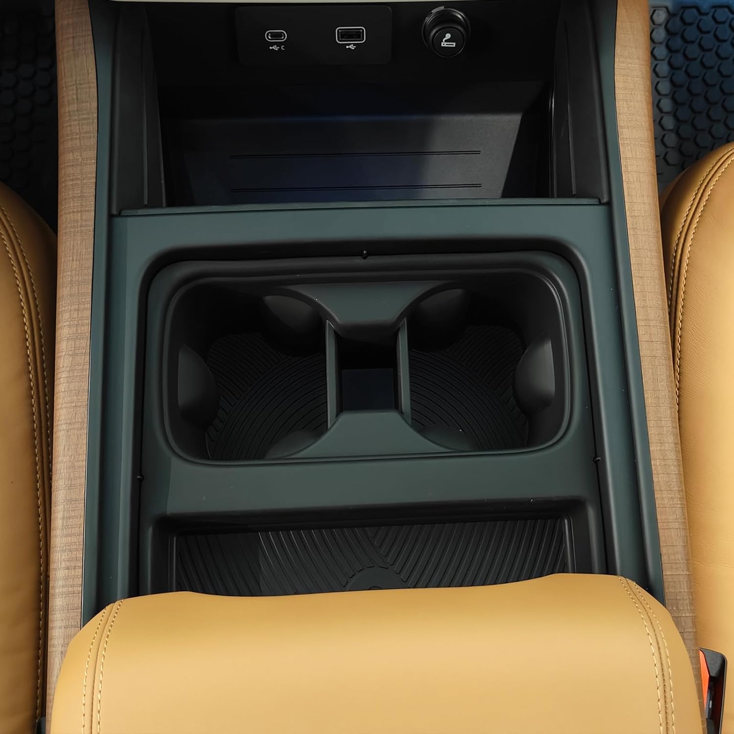 PIUGILH Center Console Cup Holder Storage Box Compatible with Land Rover Defender 90 110 130 2022-2024, Silicone Wireless Charging Mat Cup Holder Organizer