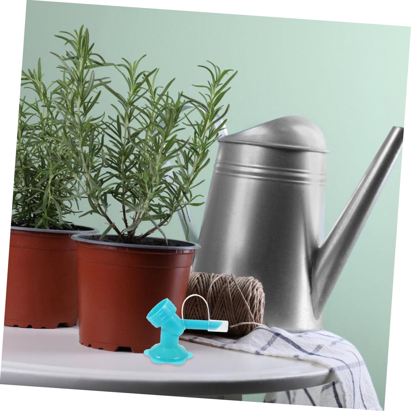 Spruzzatori per Irrigazione Piante 5 Pezzi in Plastica Blu Controllo Volume Acqua, Design Creativo, Attaccabili a Bottiglie, per Irrigazione Fiori in Famiglia
