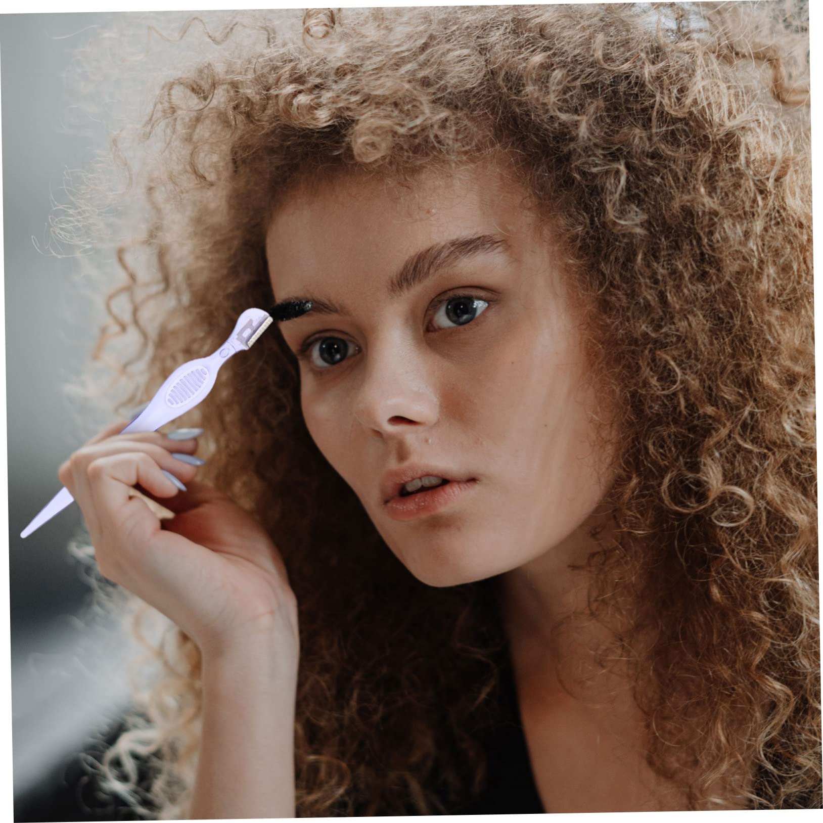 IWOWHERO Tool 24pcs Facial Shaver Blades Eyebrow Trimmer Safe for Sensitive for Travel