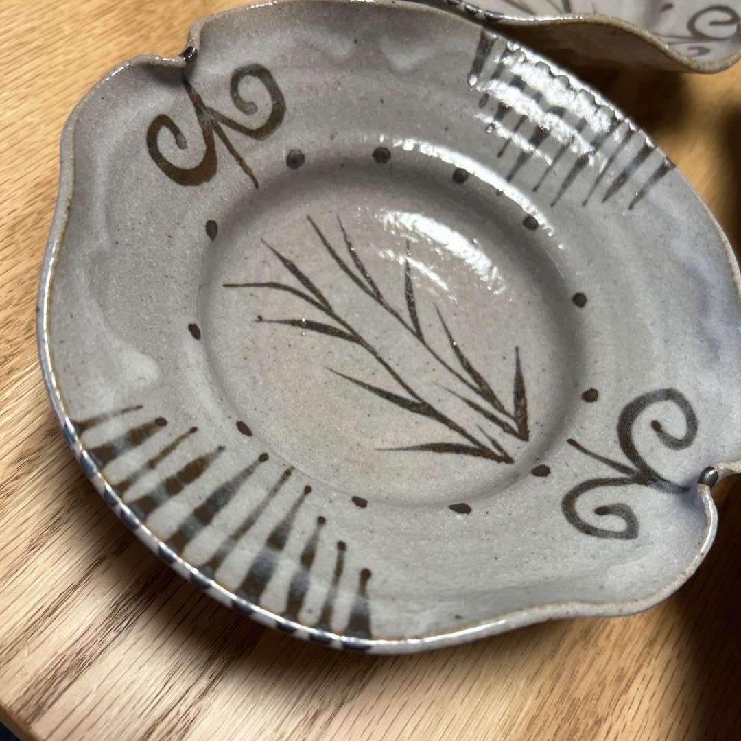 三玄窯　絵唐津草紋　向付4客　中里重利 三玄窯 絵唐津草紋 向付4客 中里重利 三玄窯
