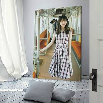 Amazon.co.jp: 齋藤飛鳥 美少女限定夏水着ポスター (26) 壁アート