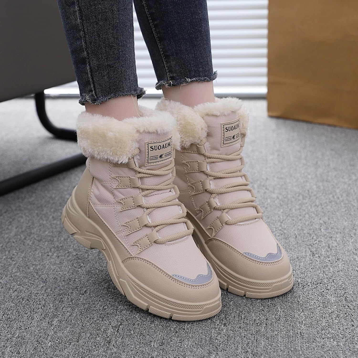 Women's winter fur-lined hiking boots: plush warm lining, lace-up + side zipper decoration, thick non-slip sole — stylish and comfortable, integrating trendy design with winter comfort