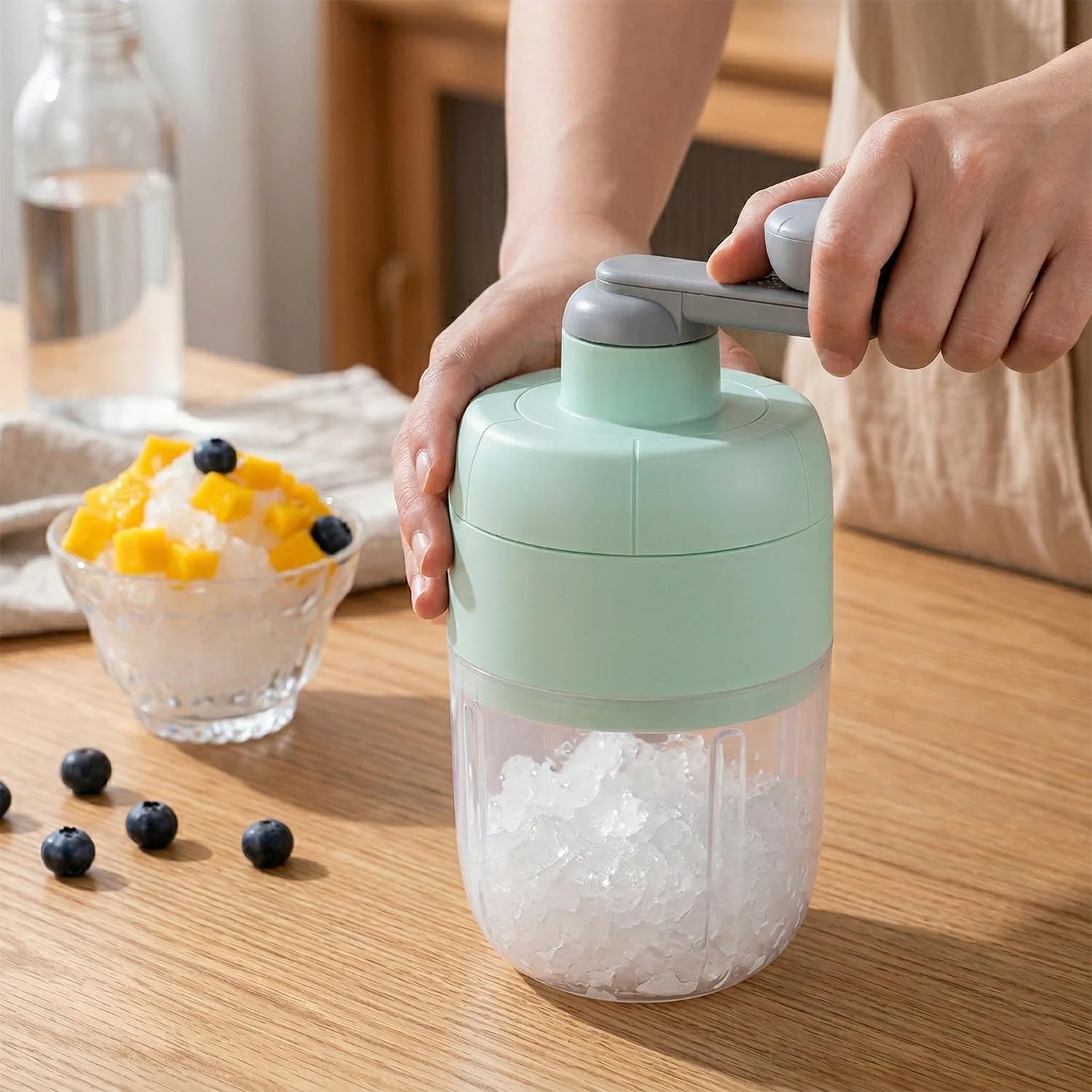 Manual Ice Crusher Shaved Ice Machine with Hand Crank (1 Set
