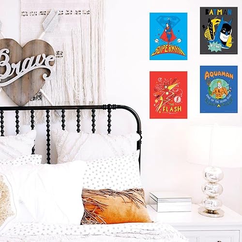 Miniatura 3 de TRENDYPRINT DC Comics  Liga de la Justicia  Super Doodles  Juego de cuatro arte de pared de 8 x 10 pulgadas  Producto con licencia oficial