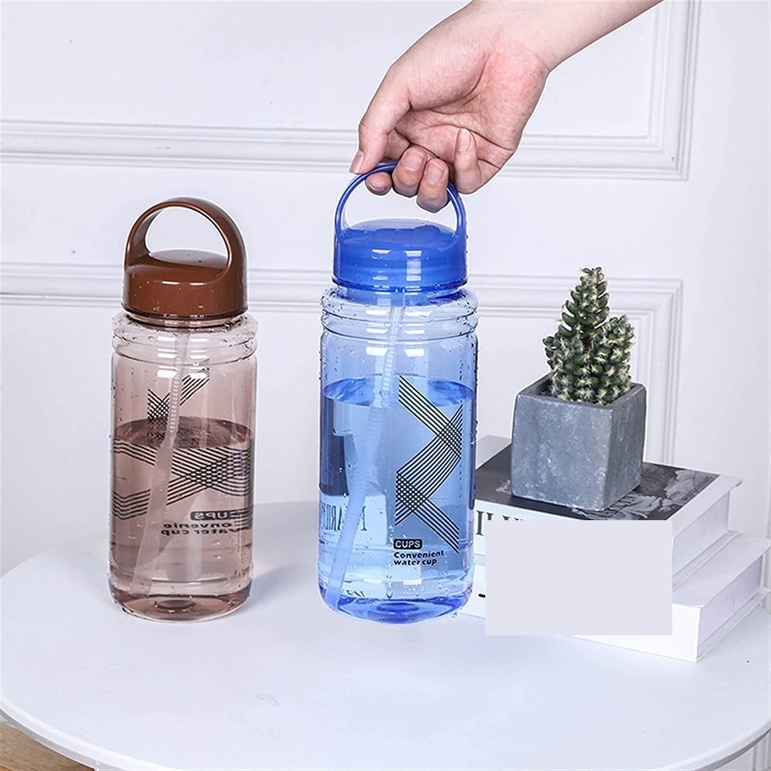 Bouteille d'eau Grande capacité sport bouteille d'eau tasse en plastique de boisson portable bouteille voyage extérieur bouteille d'eau jus de lait de lait Bouteille Isotherme Gourde Sport ( Blue : Gr