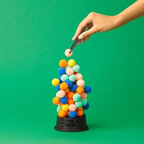 Miniatura 3 de El juego de apilar The Fuzzies – Construye una torre absurda que desafía la gravedad con bolas de peluche suaves