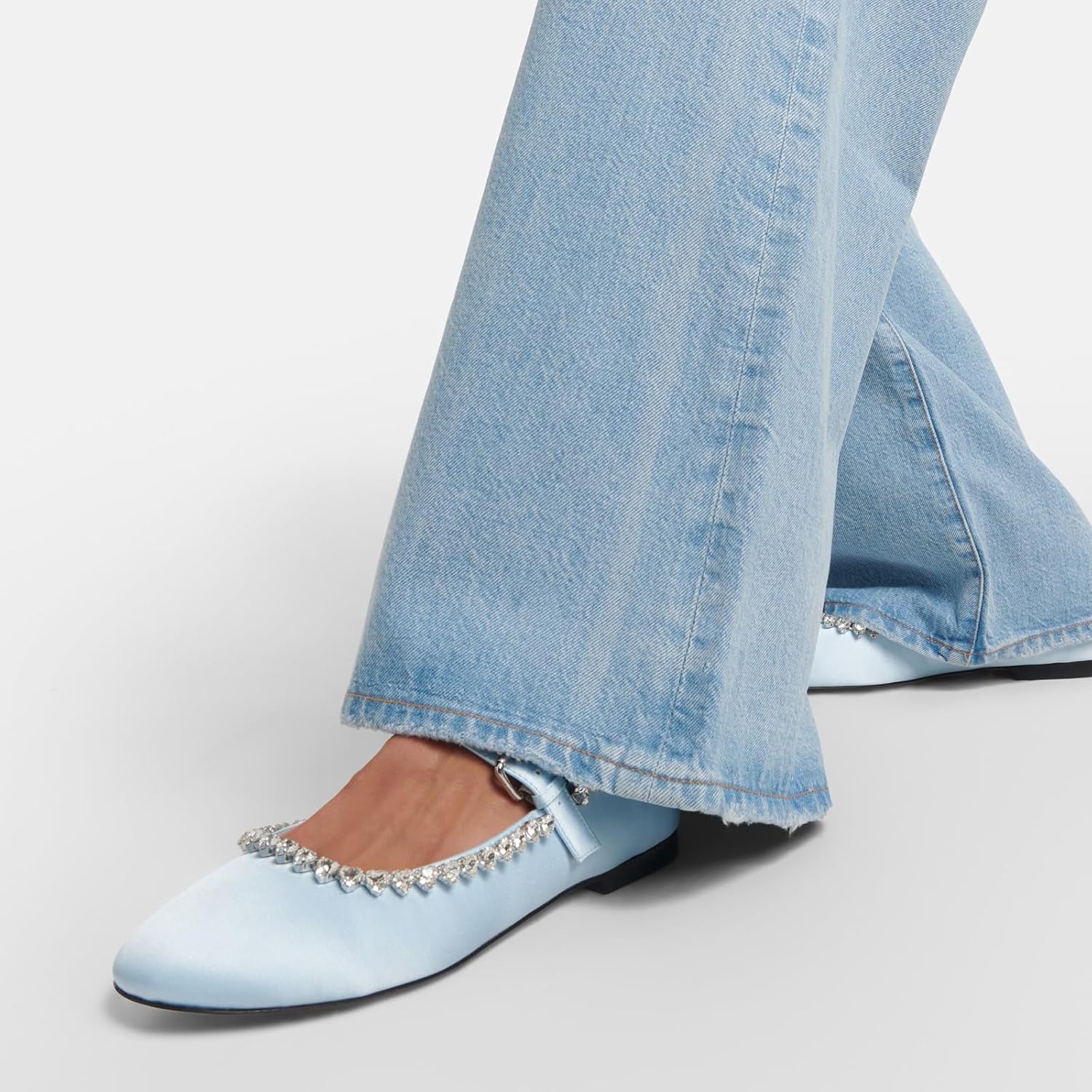 THESHY レディース ラインストーン 装飾 サテン バレエ フラット ラウンド トゥ バレリーナ フラット ファッション ウェデ 晴雨兼用  ラウンドトゥバレリーナシューズ （ブラック） -エンチャンテッド-enchanted-｜レディースシューズ・婦人靴の通販 新品☆13,500円で購入  ... THESHY レディース ラインストーン 装飾 サテン バレエ フラット ラウンド トゥ バレリーナ フラット ファッション ウェデ