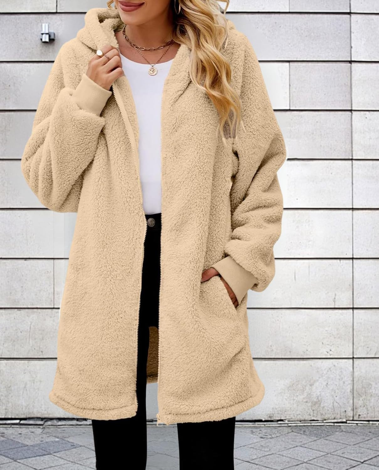 Women's Oversized Fleece Jacket Hooded Zip-Up Cardigan Coat with Pockets Warm Winter Casual Wear for Vacation - Image 3