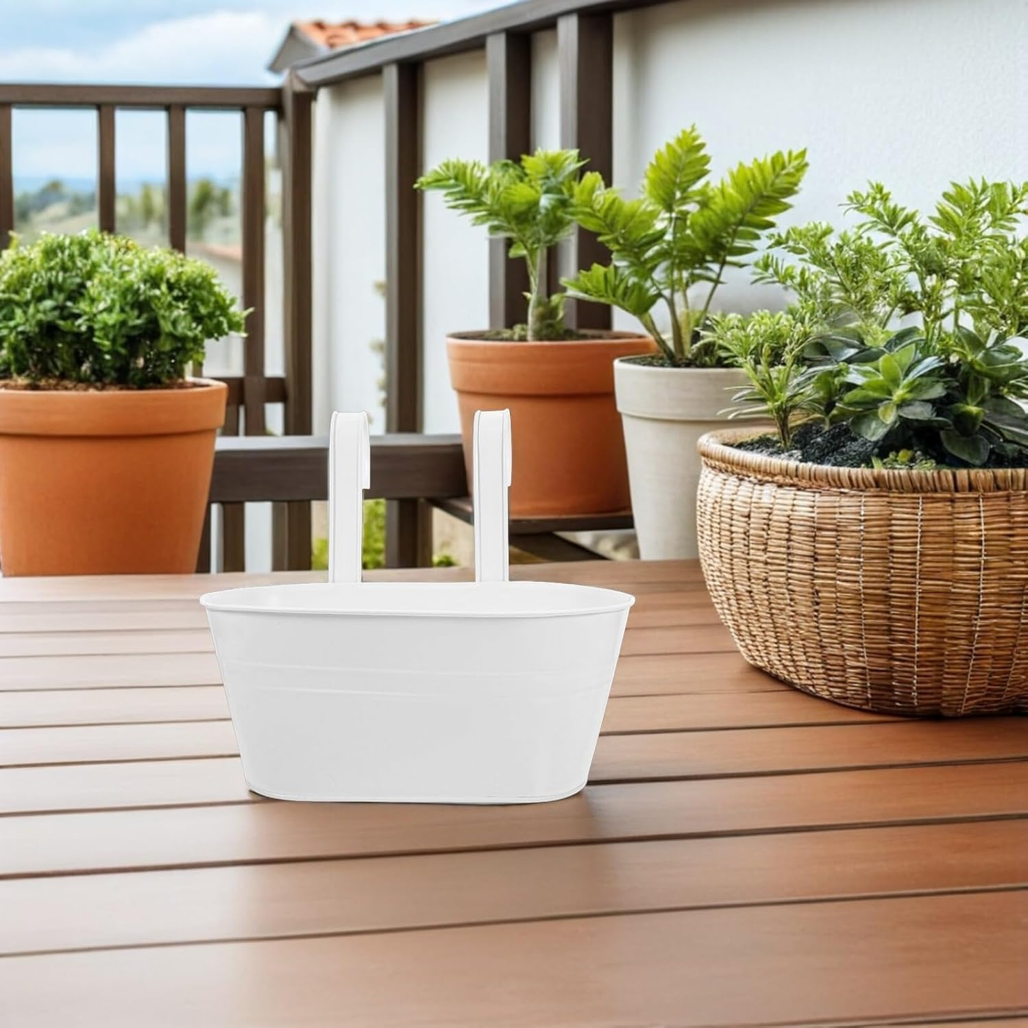 3pcs Iron Hanging Flower Buckets with Detachable Handles, Oval White Metal Planter Buckets for Balcony Patio Rail Hanging Planters, Indoor Outdoor Garden Flowerpot Holders
