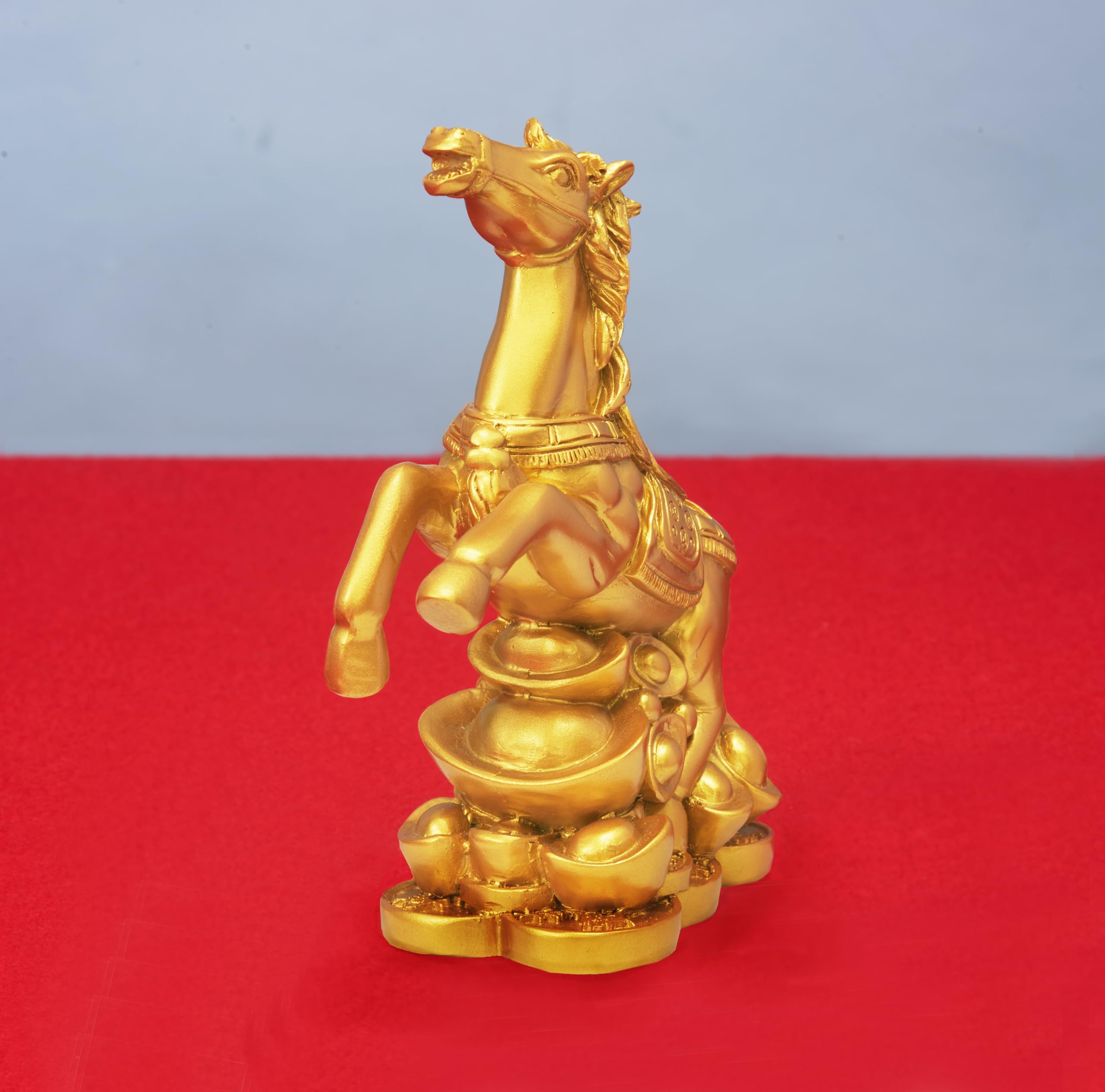Amazon.co.jp: 金運黄金縁起物 馬 : ホーム＆キッチン