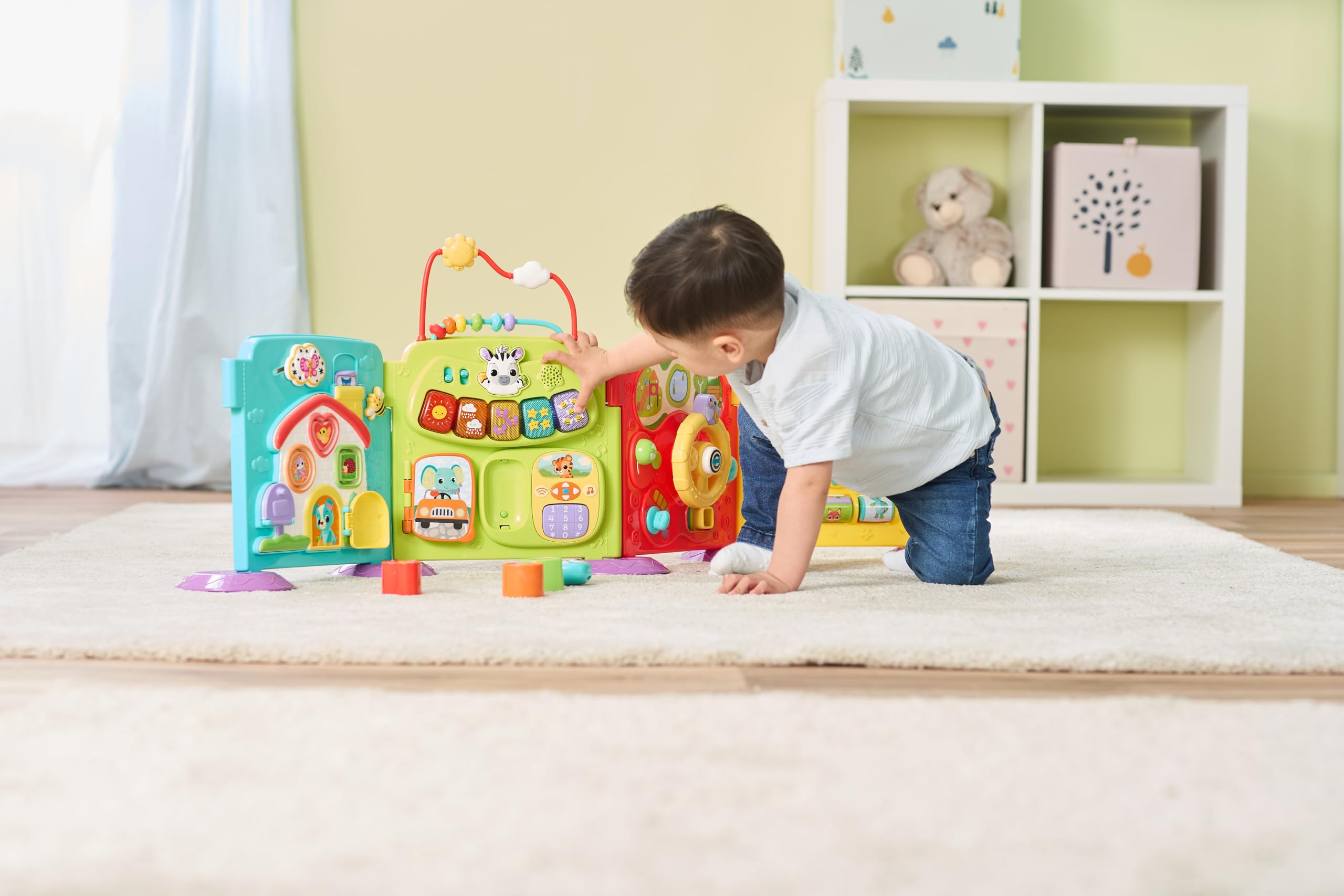 VTech Centre de Jeu Baby Discovery - 3 Modes de Jeu - Amusant - Jouet Musical - Convient aux Enfants de 3, 6, 9 Mois et Plus, Version Anglaise