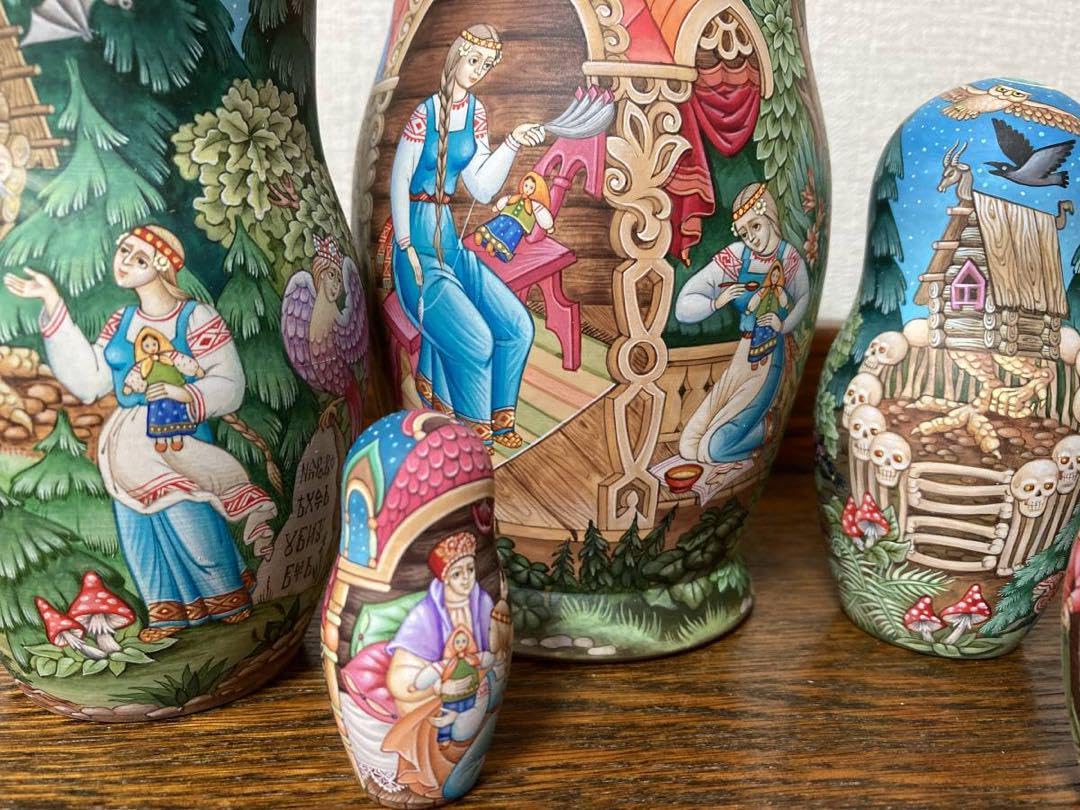 ロシア雑貨☆うるわしのワシリーサ民話マトリョーシカ(5P)オルガ作コブロフ工房 Amazon.co.jp: ロシア雑貨うるわしのワシリーサ民話