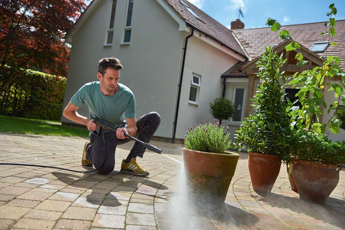 Bosch UniversalAquatak 130 yüksek basınçlı temizleyici (3'ü 1 arada başlık, köpük başlığı, şeffaf su filtresi, 6 m hortum, 5 m kablo, 1700 Watt, basınç: 130 bar, maks. Basma miktarı: 380 l/sa)
