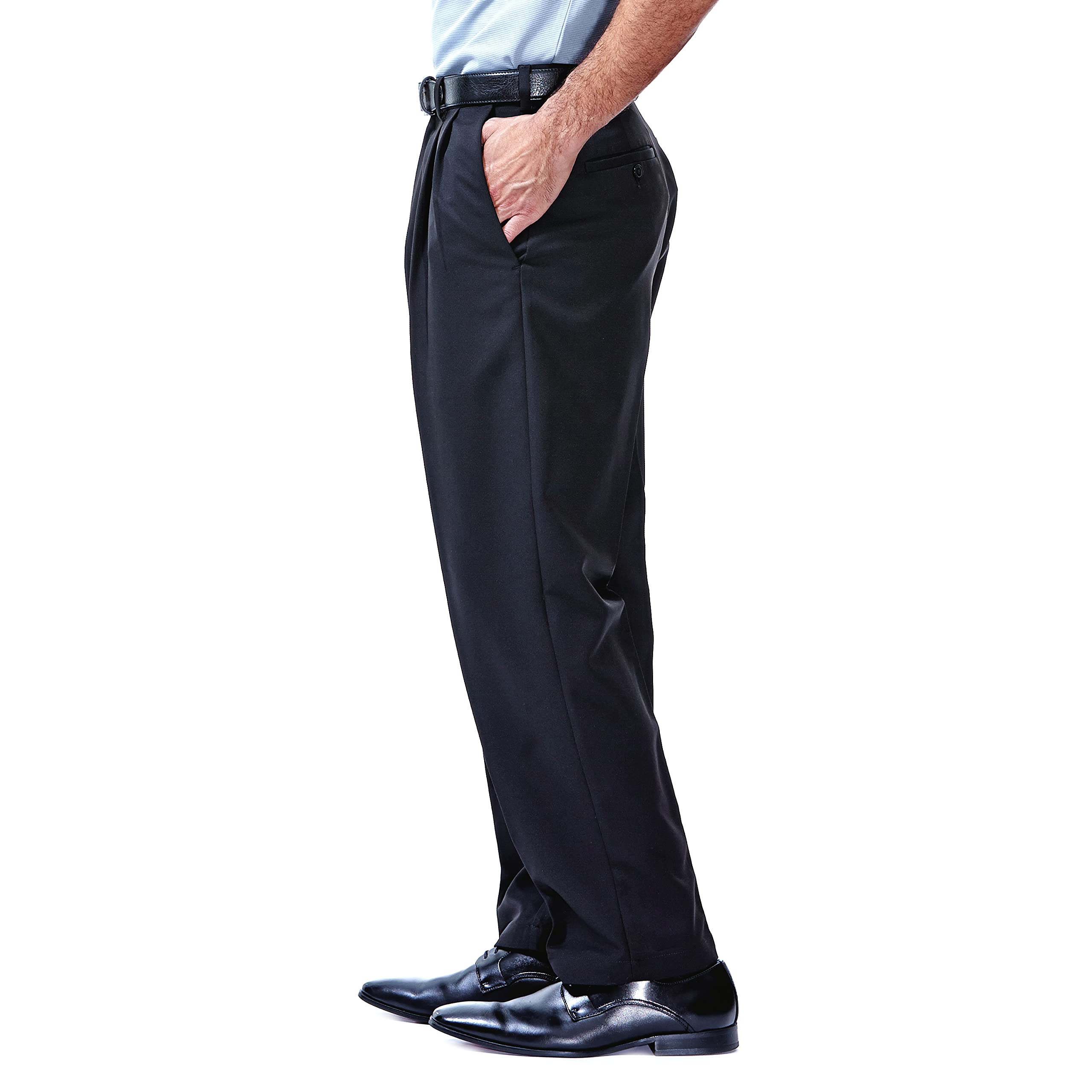 Haggar Men's Cool 18 Hidden Expandable Waist Pleat Front Casual Golf Pant