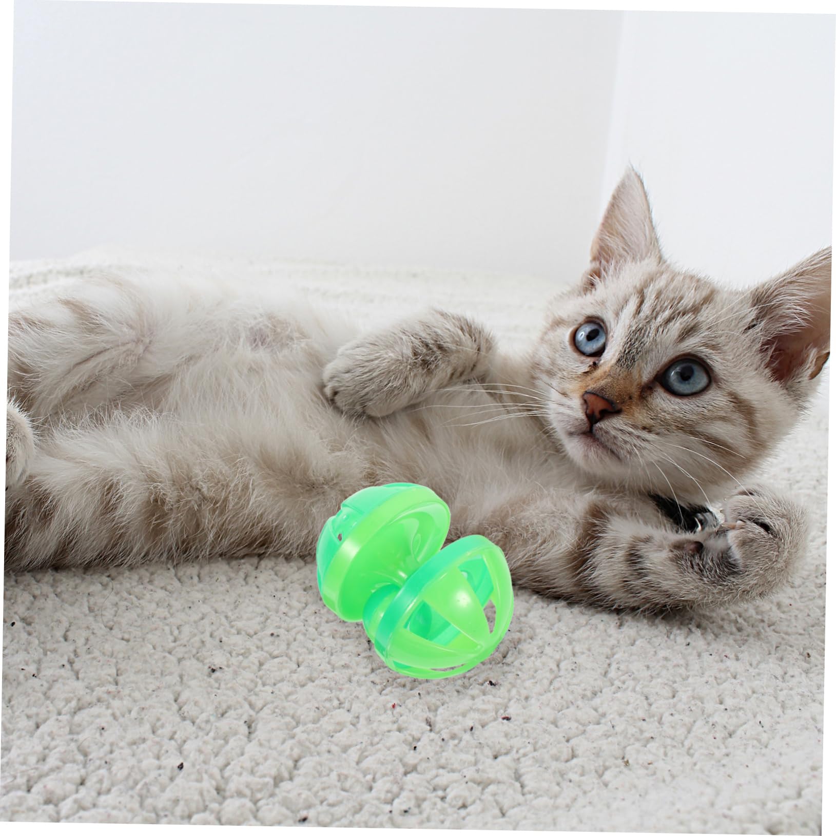 Toyvian 4pcs Creative Cat Ball Interactive Pet Supplies Durable Plastic Balls with Bell Design Engaging Cat Teasing for Fun Playtime Random Color