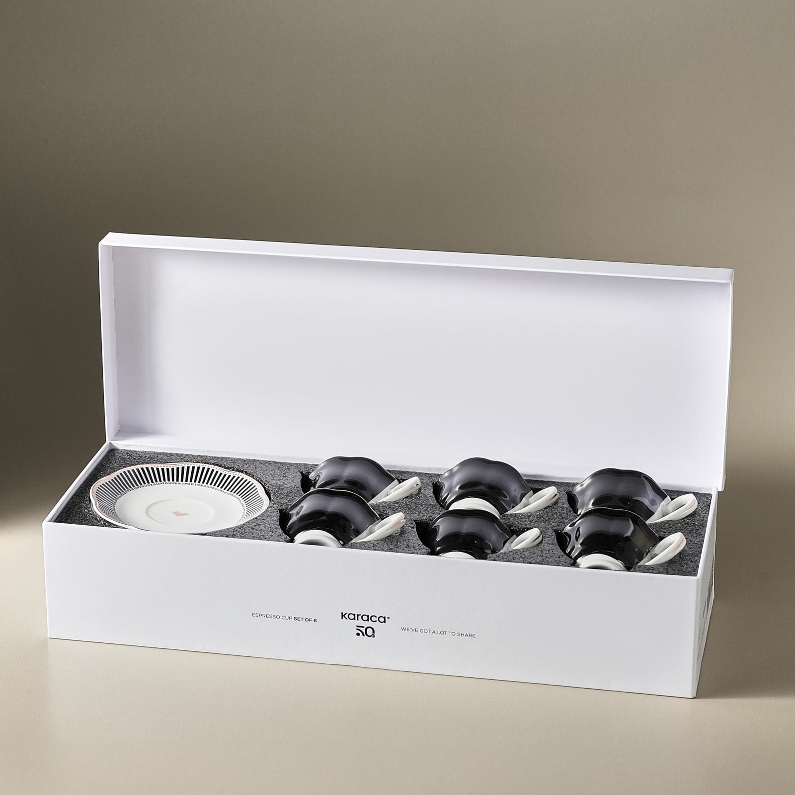 Karaca Piraye Lot de 12 tasses à café turc en porcelaine pour 6 personnes, 80 ml, noir, blanc, multicolore