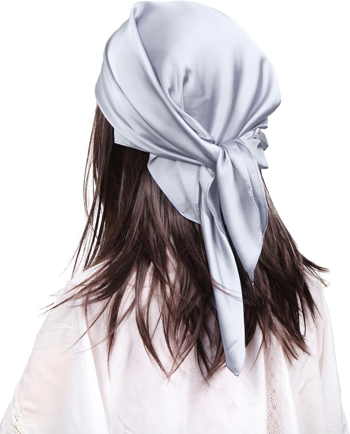 Zijdezacht rode sjaaltje 70x70 – de finishing touch voor jouw look – Sneaker Jewellery