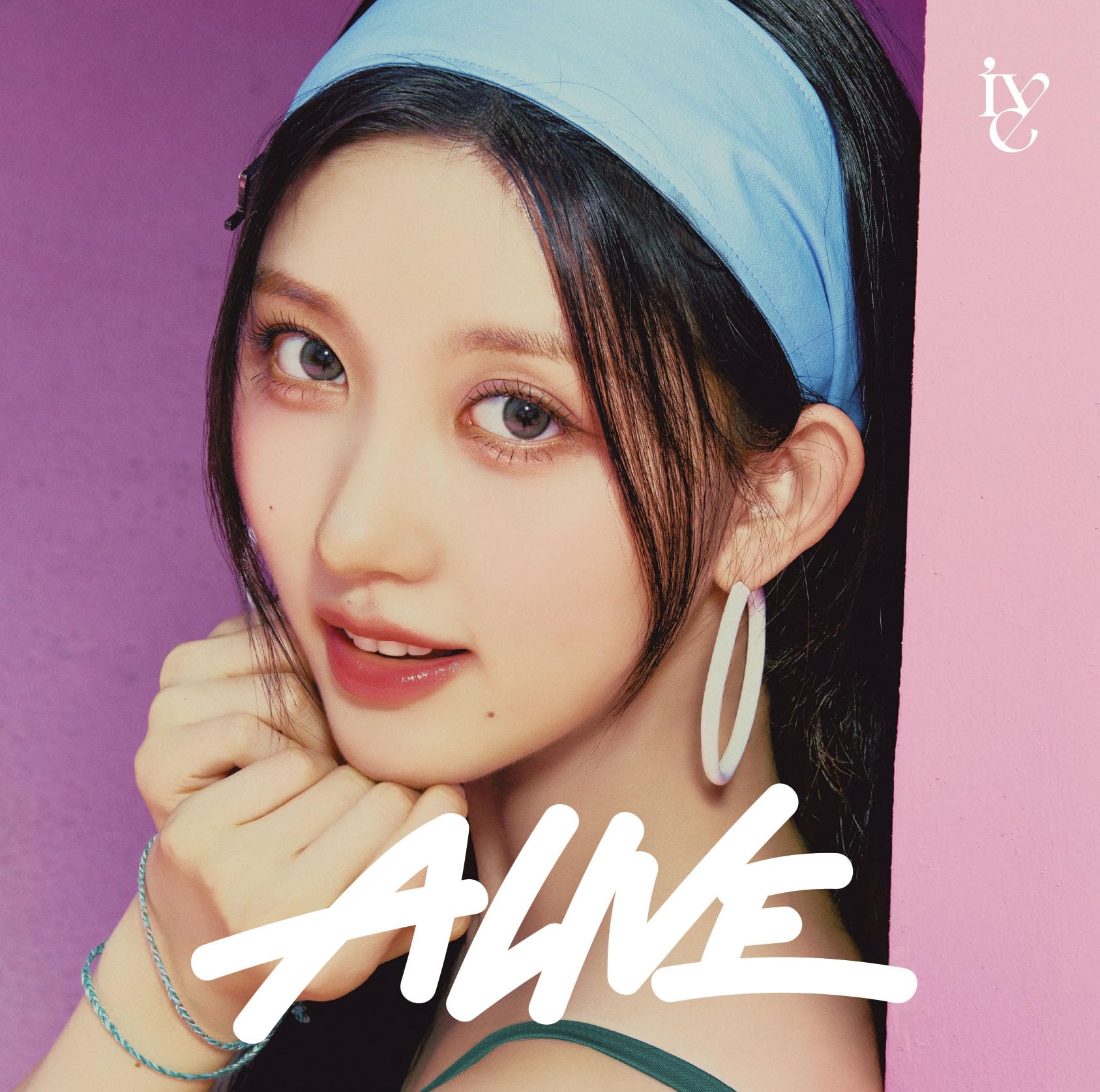 Alive (GAEUL version)