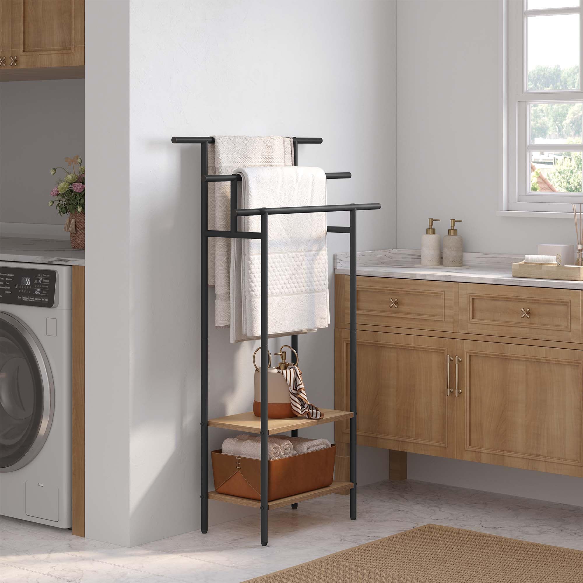 EUGAD Toallero de Baño de Pie, Soporte Toallas con 3 Barras y 2 Estantes, Gran Espacio de Almacenamiento, Toallero Escalera de Madera y Metal, Negro+Roble Claro