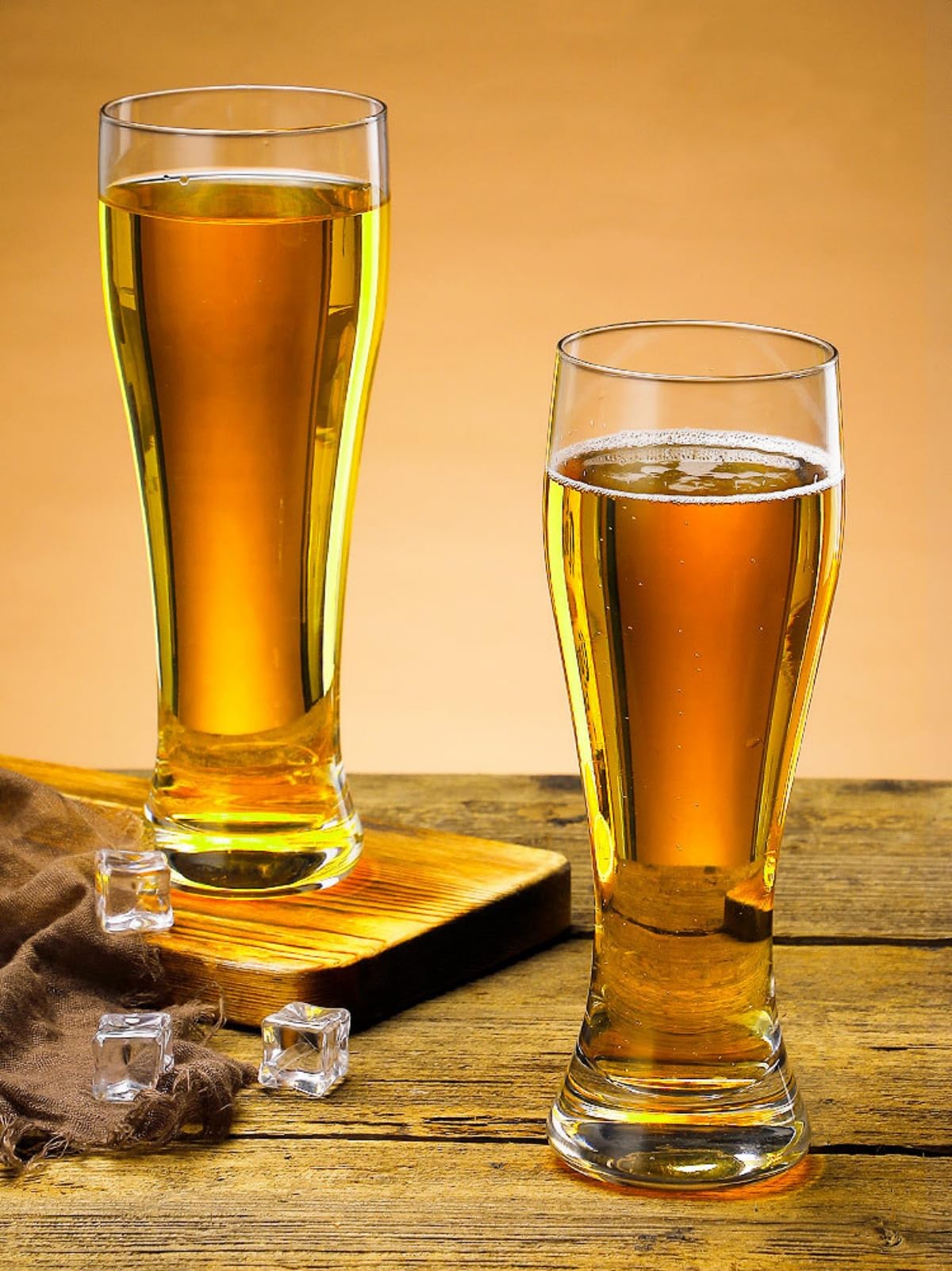 WUWFKUI 2PCS Wheat Beer Glasses,Solid Glassware Beer Cup,Bar Glasses for Cocktails, Beer, Soda, Juice, Smoothies (700ML)
