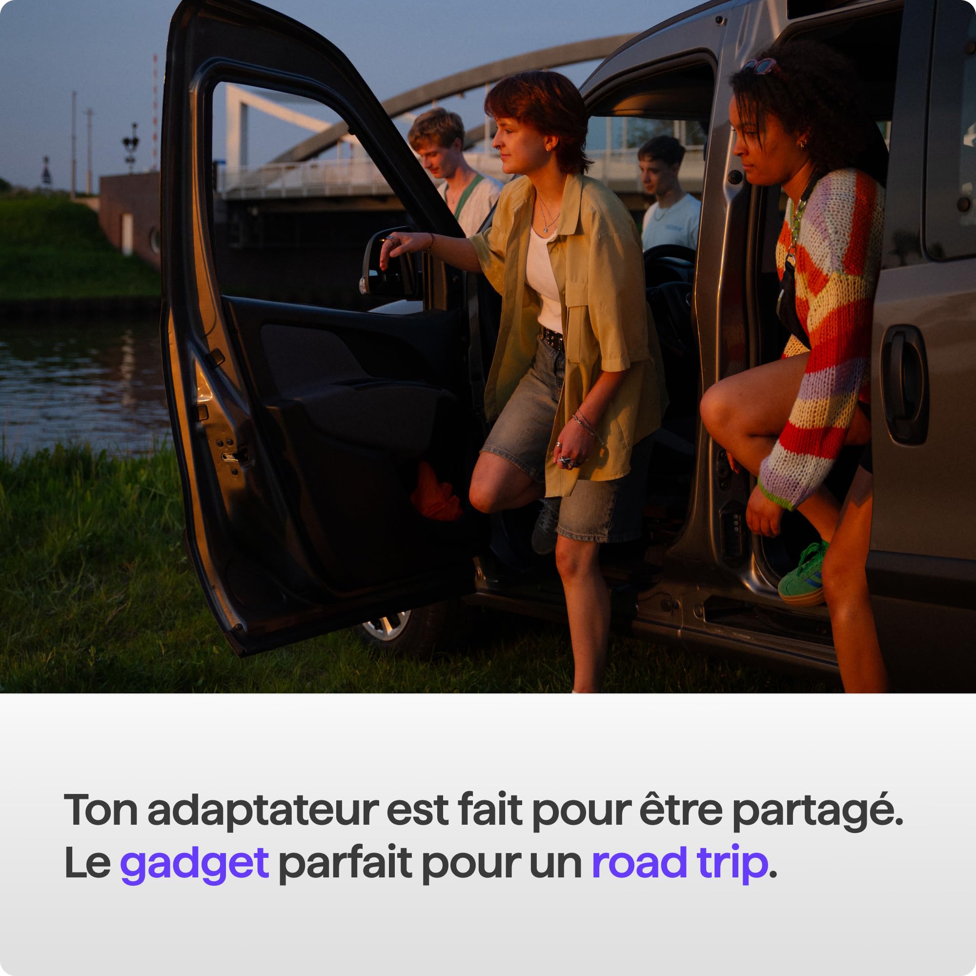 AAWireless Two+ Android Auto et Apple Carplay 2 en 1 - Connexion sans fil via Bluetooth et WiFi - Convient pour iOS 10+ et Android 11+ - Bouton multifonction - Fabriqué en Europe