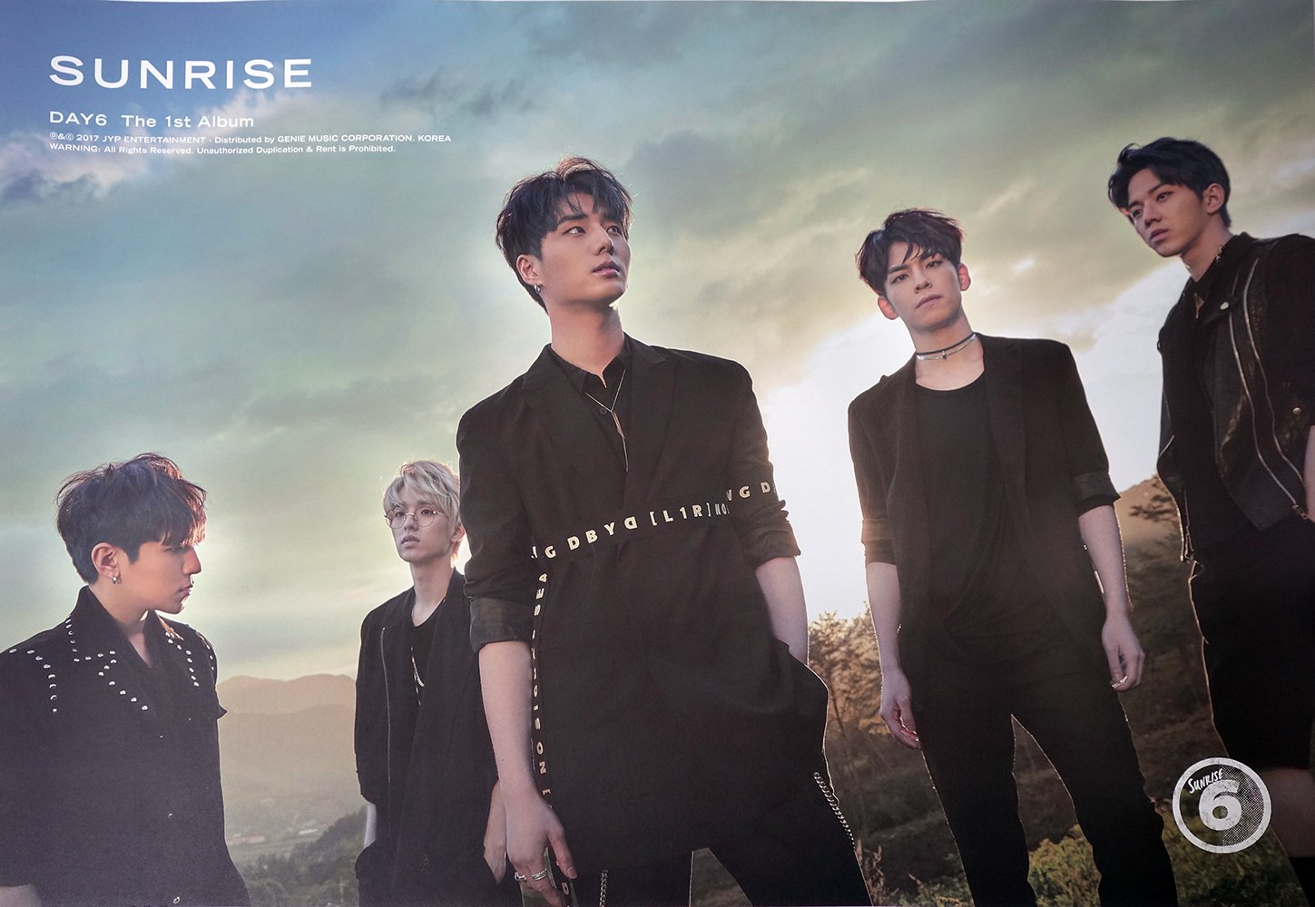 Amazon.com: JYP Entertainment DAY6 - Sunrise (Vol.1) CD+Photobook+