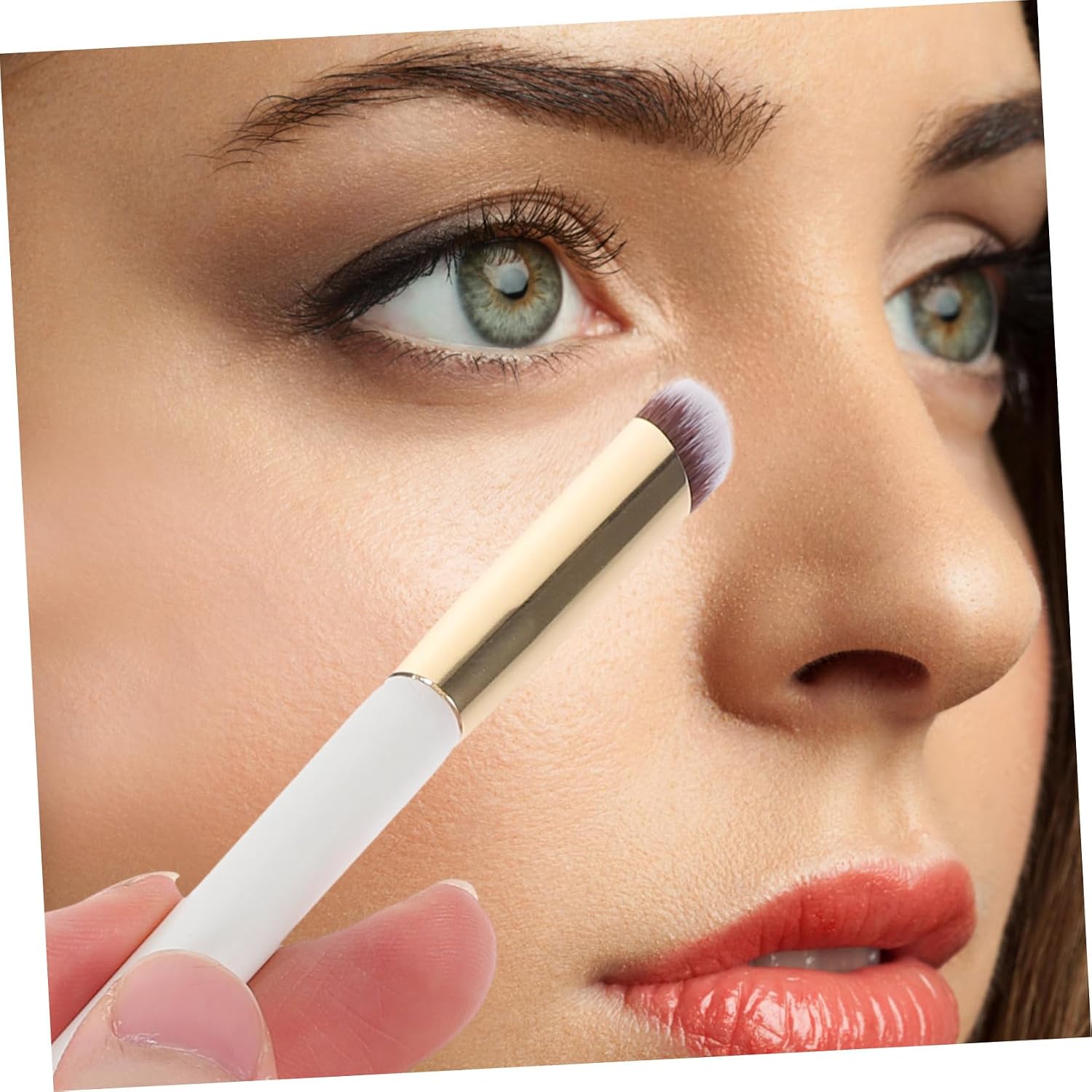 10pcs Angled Concealer Makeup Brushes Small Foundation Blending Brushes for Under-eye Precision Face Contouring Professional Makeup Tools for Women
