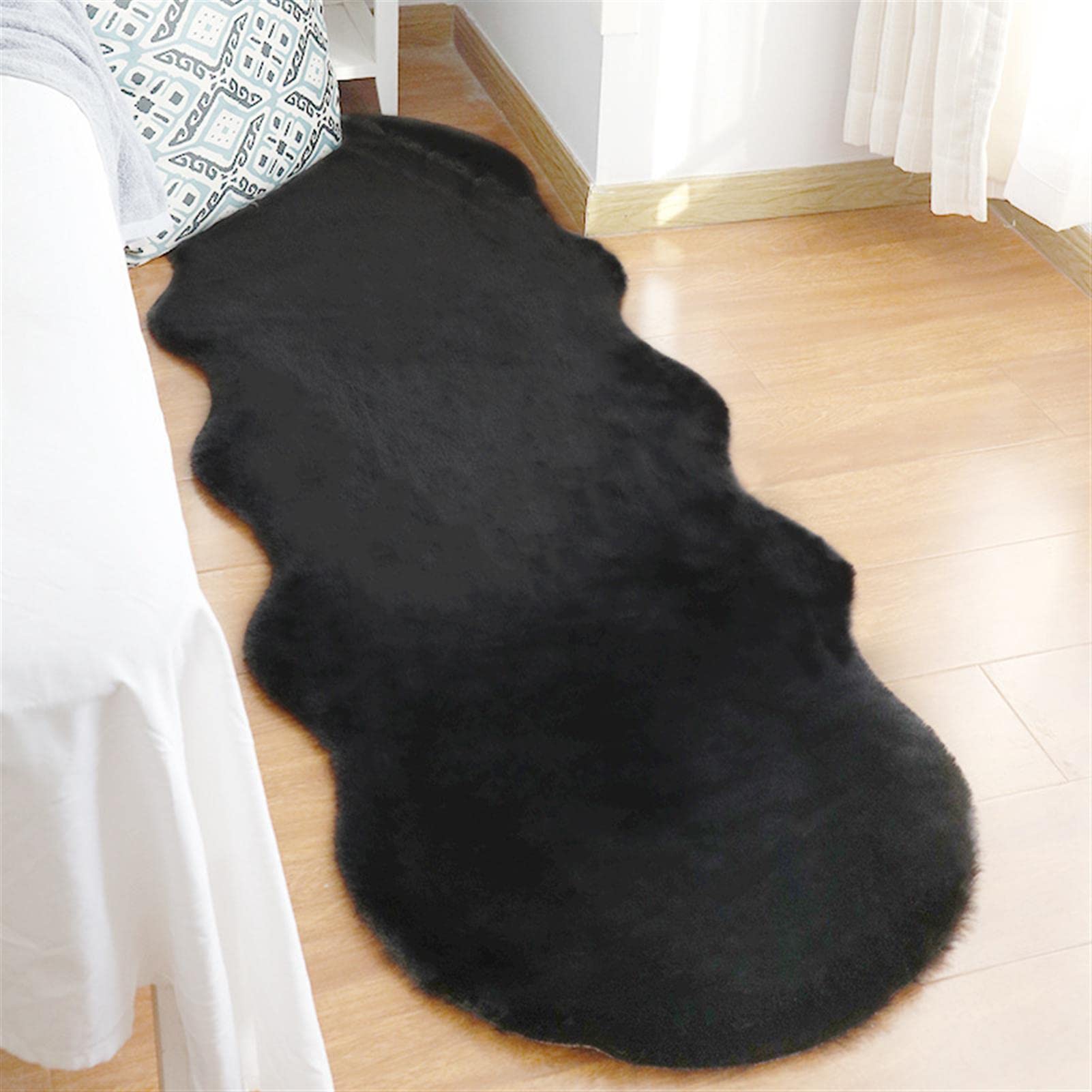 Guetto Black Faux Rabbit Fur Rug,Non-Slip Faux Rabbit Fur Soft Thick Fluffy Rug,Carpet With Shaggy Thick Fluffy Bedside Rug Comfortable Mats For Bedroom Living Room,,60X90cm