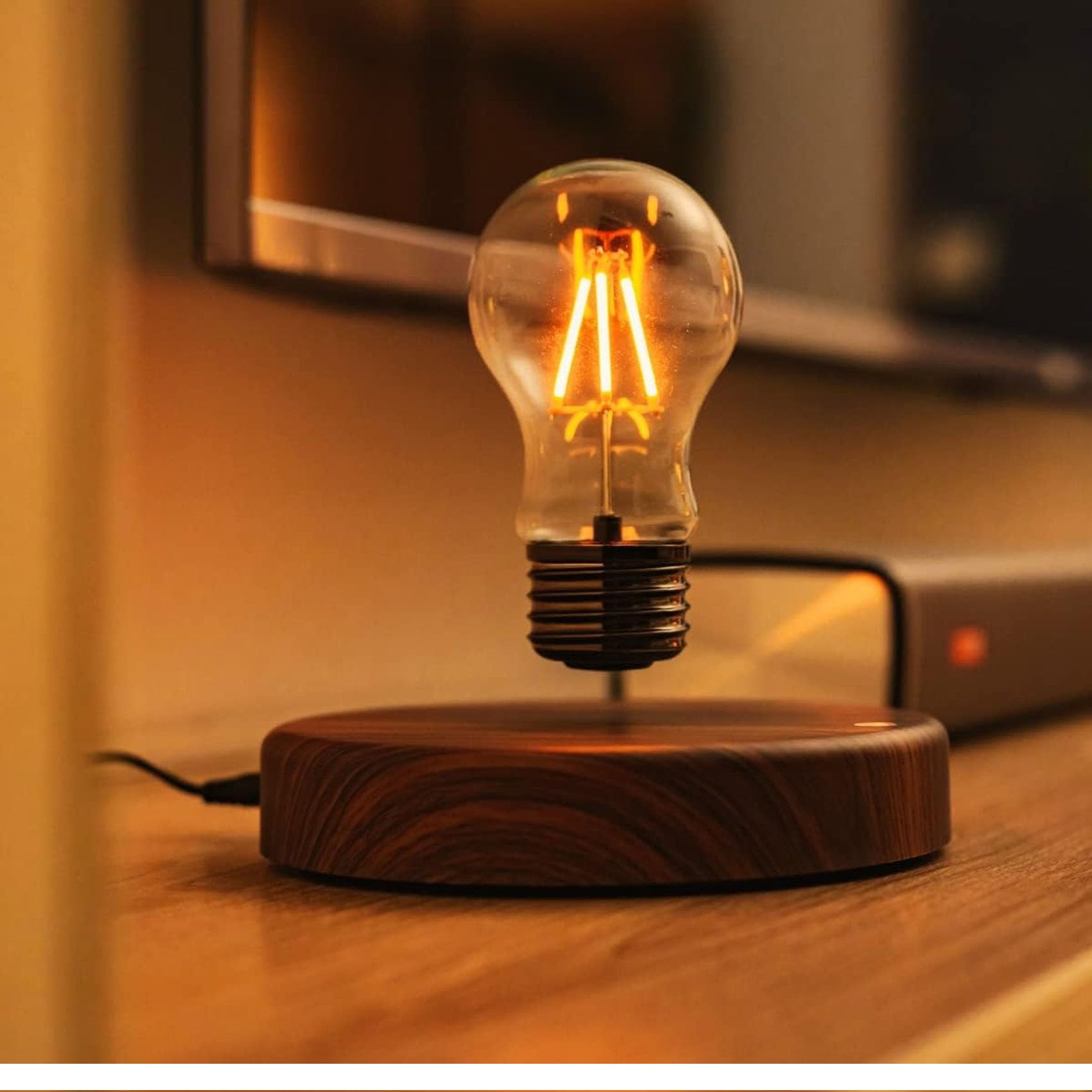 Amazon | 電球を浮遊させる、 回転するLED電球ランプを浮遊させる