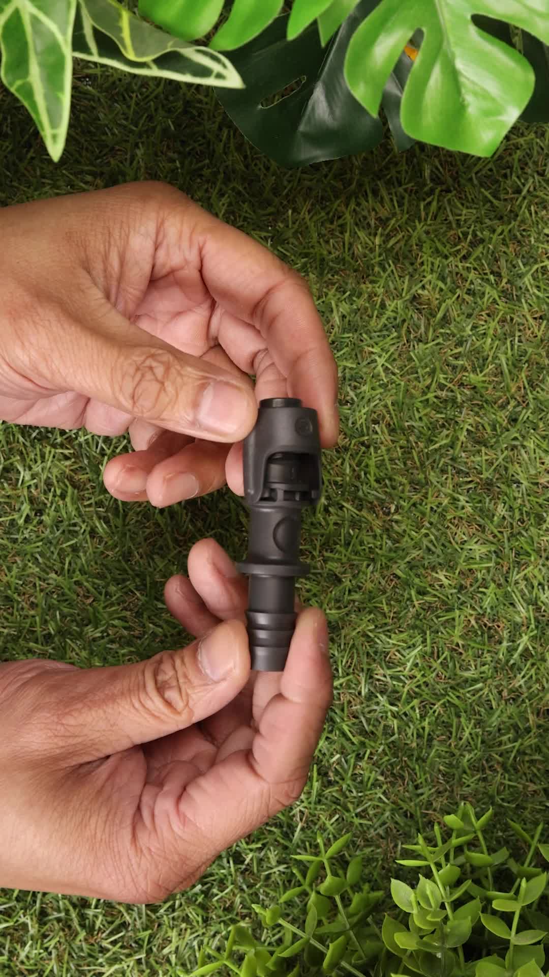 Gardena Connettore Universale 13 Mm Per Micro-Drip-System – Adattatore Per Tubi Di Linea E Gocciolanti – Raccordo A Innesto Rapido Quick & Easy – Riutilizzabile E Impermeabile (13220-20)