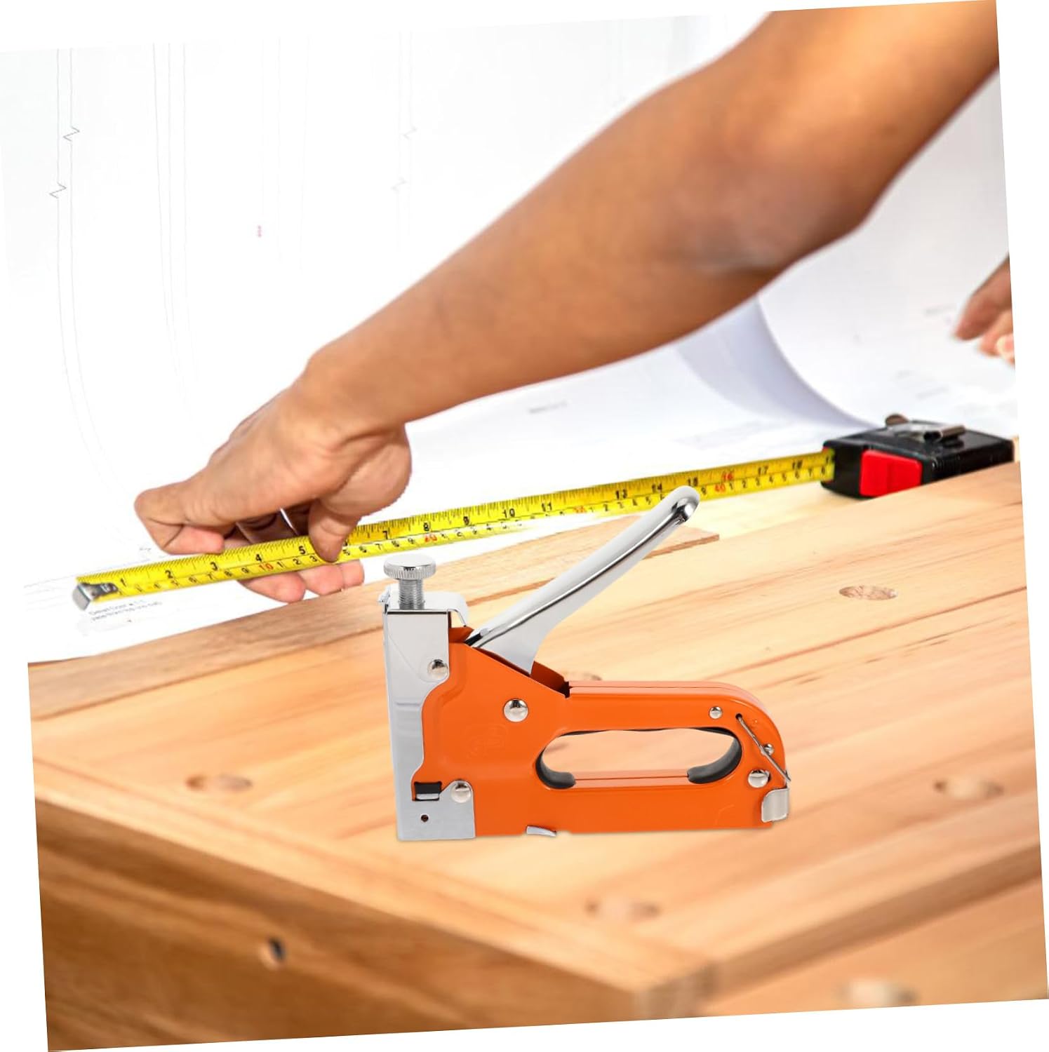 Housoutil Manual Wood Stapler and Upholstery Staple Gun Set with 600 Staples and Remover, Heavy Duty Multipurpose Stapling Tool for Carpentry, Wood Boards, and DIY Projects