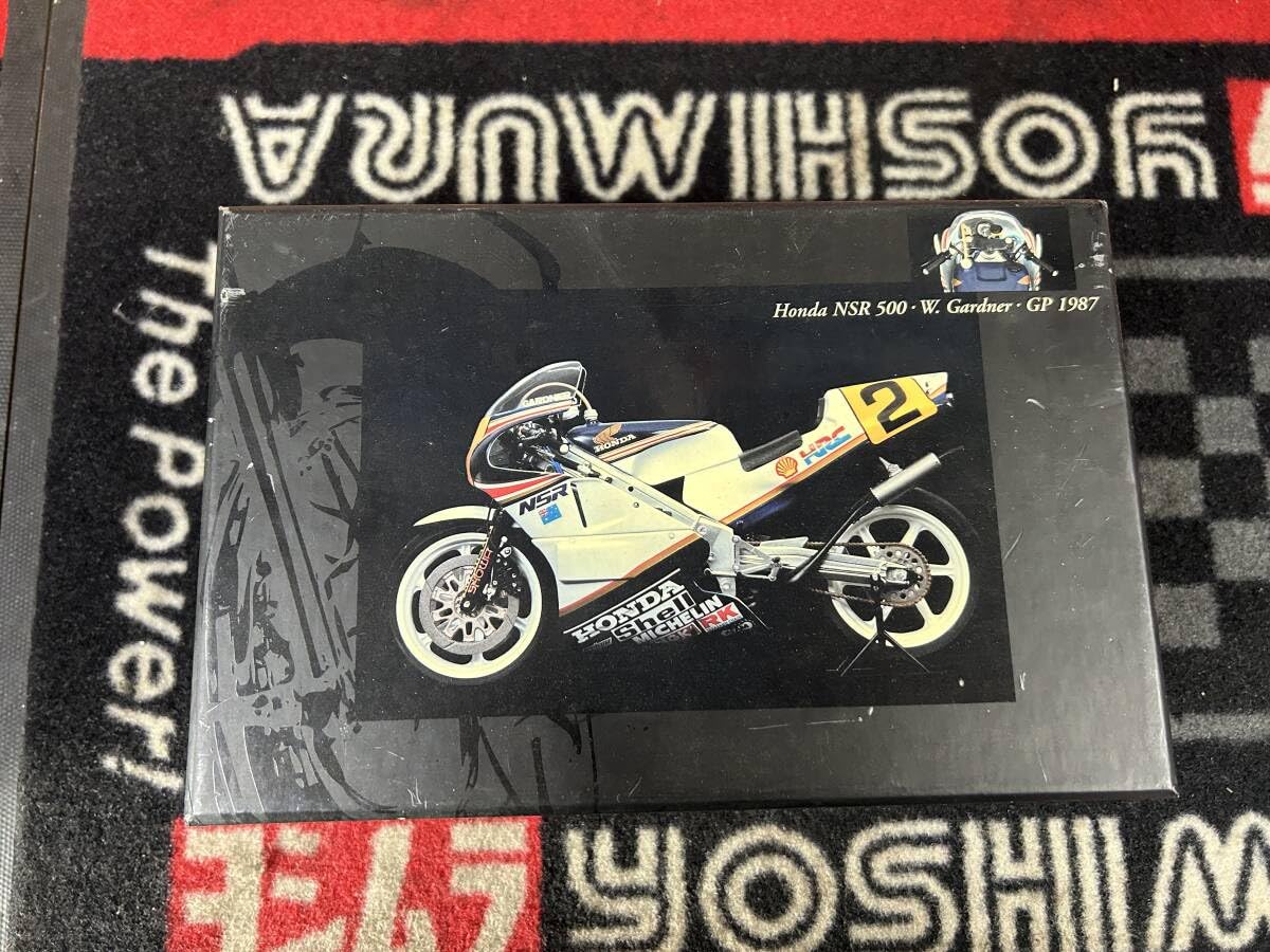 Amazon.co.jp: ミニチャンプス Minichamps 1/12 1987 NSR 500