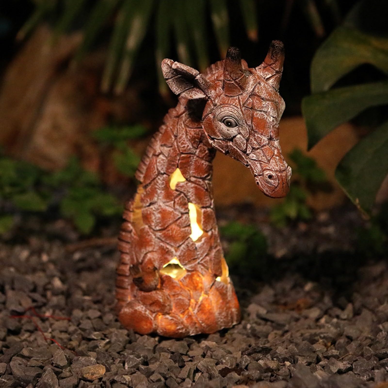 KESOTO Lanterna Paesaggistica con Motivo di Giraffa in Resina con Finitura Imitazione Pietra E Dettagli Traforati per Luce Notturna Adatta per Terrazza Giardino E Sentiero, Stile B