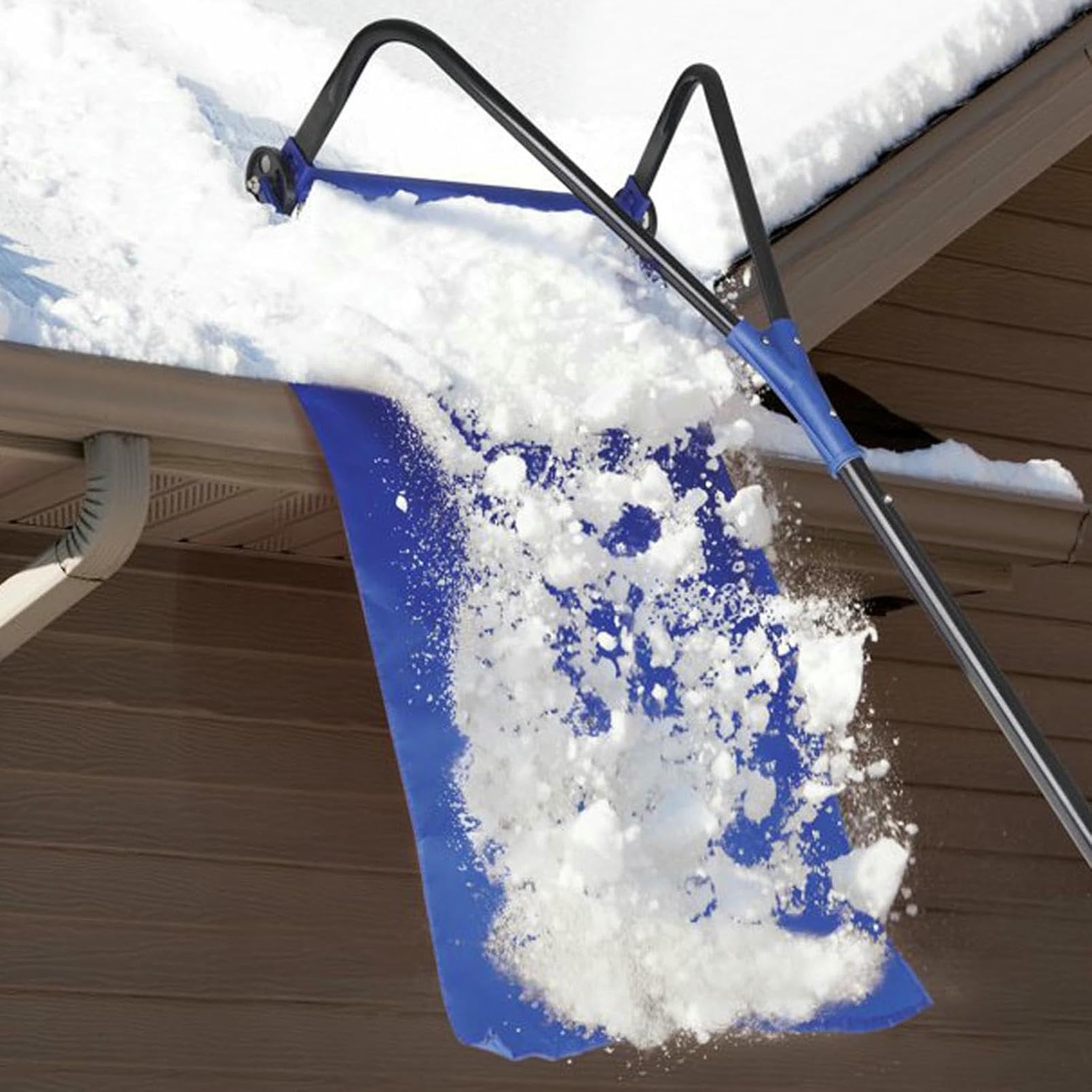 Sistema de eliminación de nieve en el techo, elimina el uso de escaleras, control seguro desde el patio