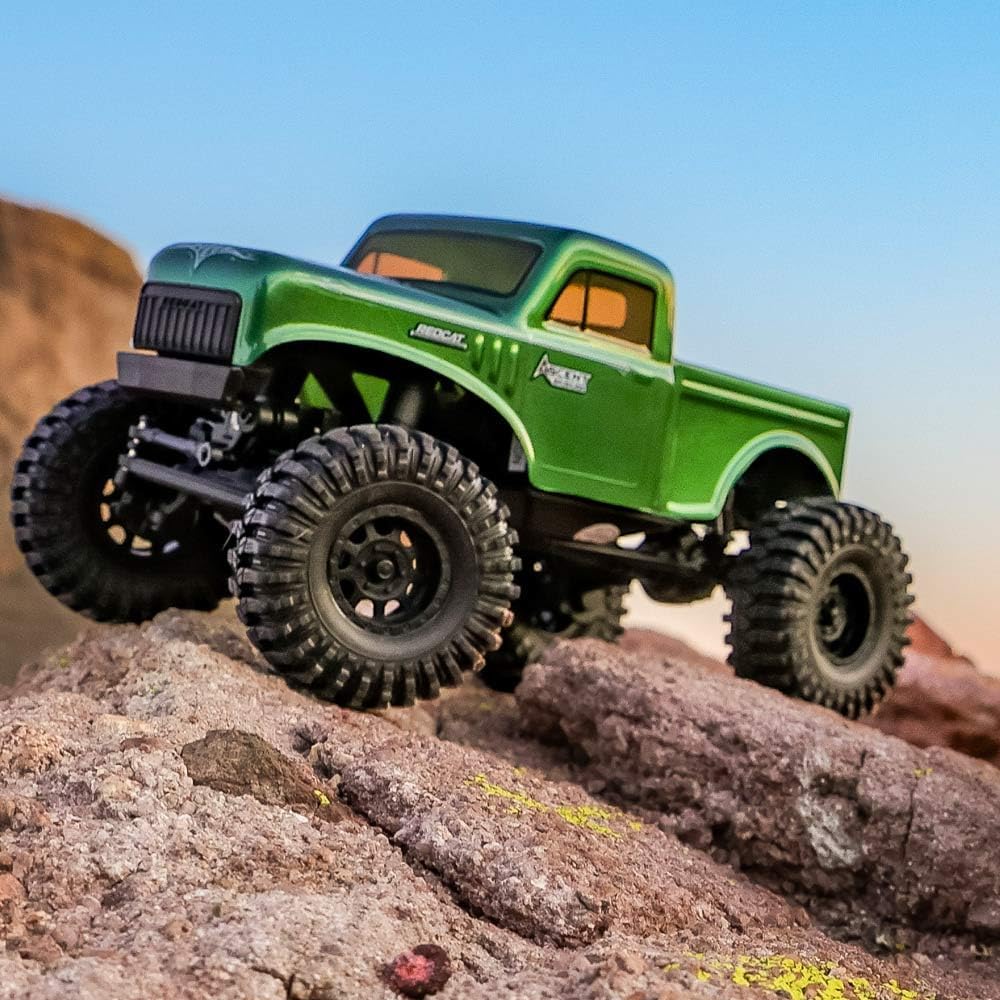 Redcat Racing Ascent 18 Brushless RC Rock Crawler – 4WD 1/18 RC Crawler with Portal Axles, High Steer Geometry, Waterproof ESC, LiPo Battery, RTR Hobby Grade RC Truck 4x4 - Green