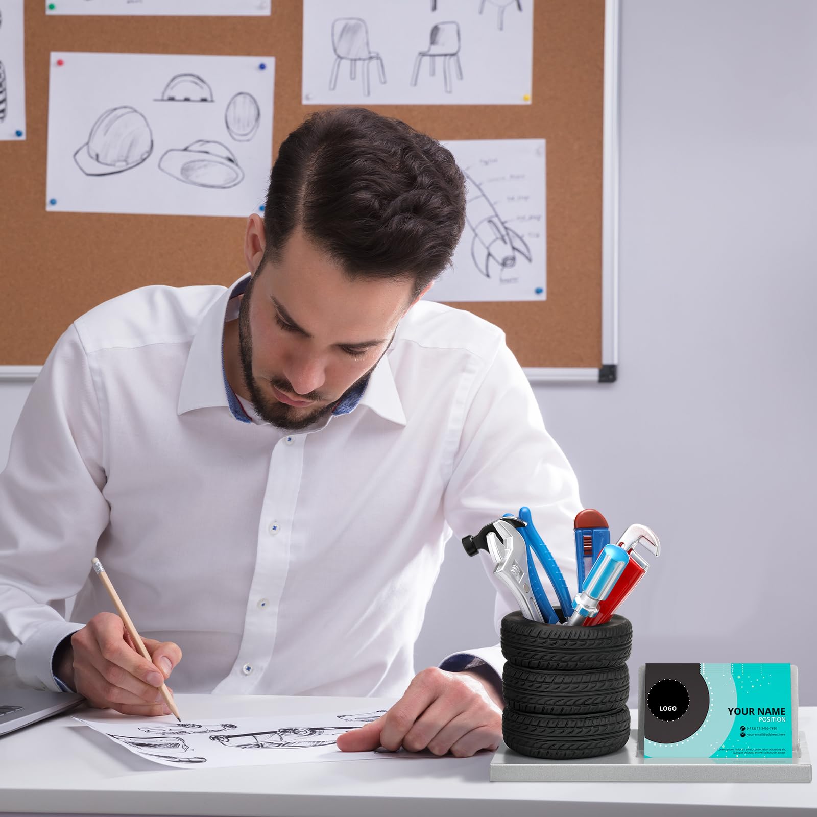 Feifeiya Juego de 7 piezas de papelería en forma de neumático, soporte para bolígrafos de neumáticos, soporte para tarjetas de visita para coche, bolígrafos de herramientas de negocios, regalos