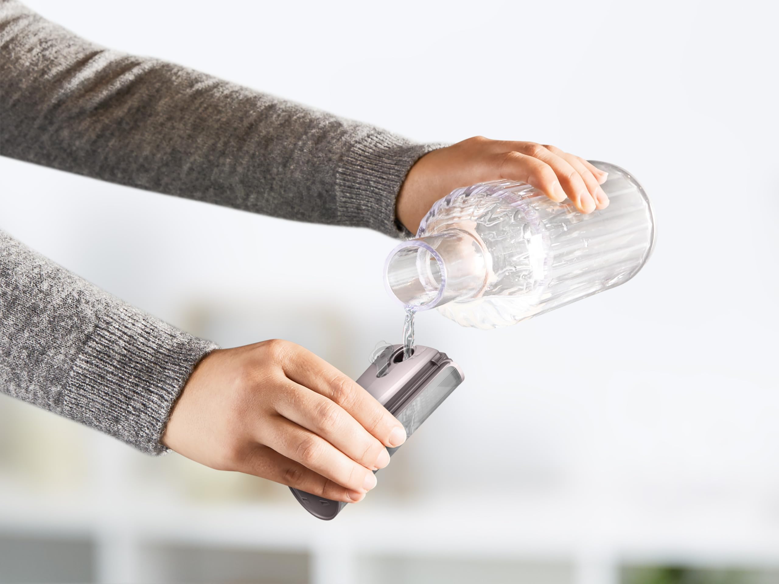 Tefal Pure Force 2-in-1 Dampfbürste, vertikal Dampfen, horizontal Bügeln, 12 Min. ununterbrochenen Dampf, 4 Stufen, Boost-Funktion, beseitigt 99,99 Prozent der Bakterien, 25 Sek. Aufheizzeit, DT8720E0