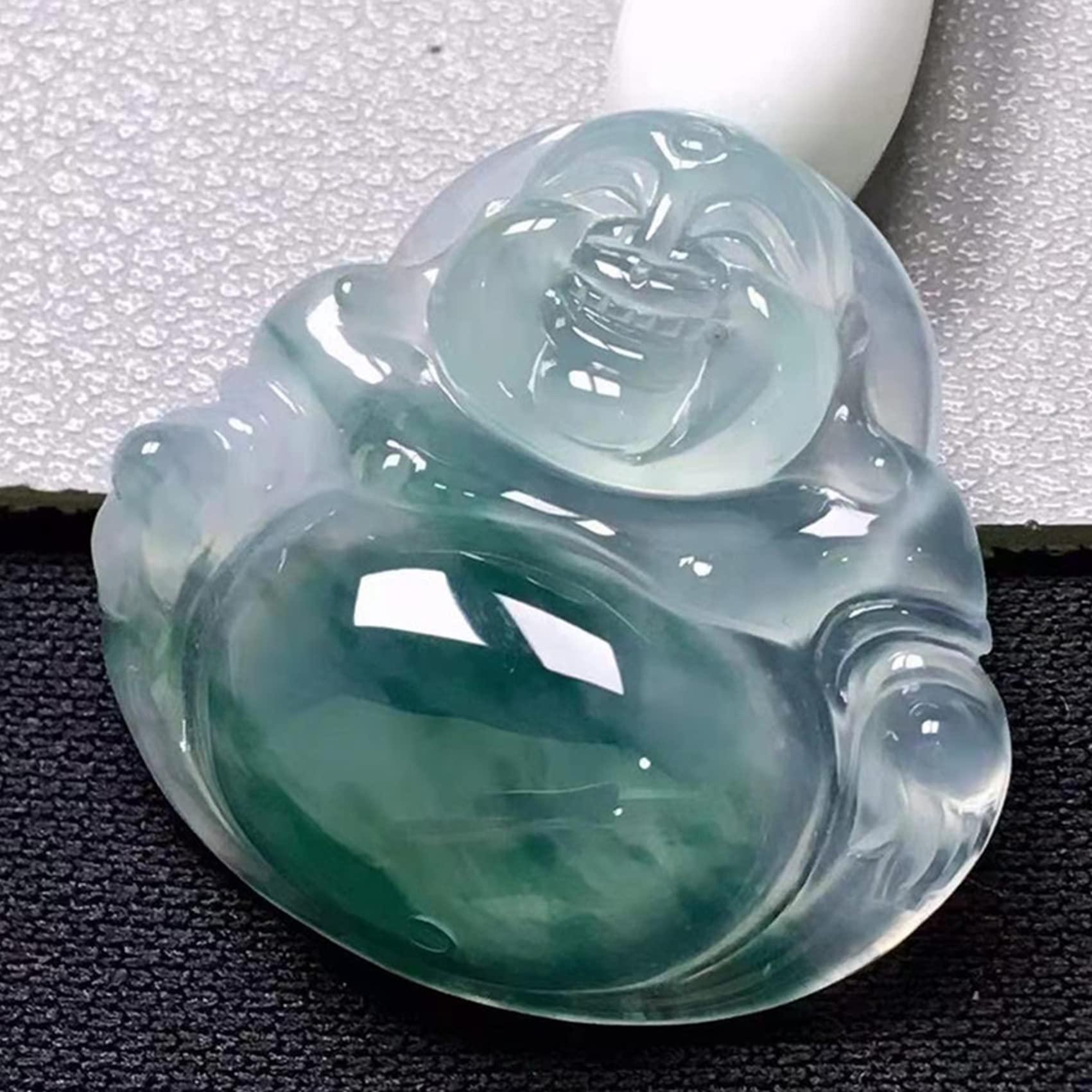 Amazon.co.jp: 風水 翡翠 ネックレス 笑い仏 チャーム ペンダント 